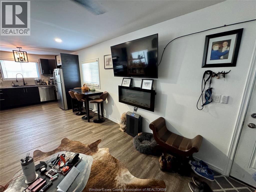 160 Michael, Lakeshore, ON - Indoor