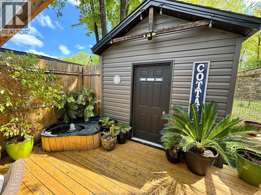 160 Michael, Lakeshore, ON - Outdoor With Deck Patio Veranda With Exterior