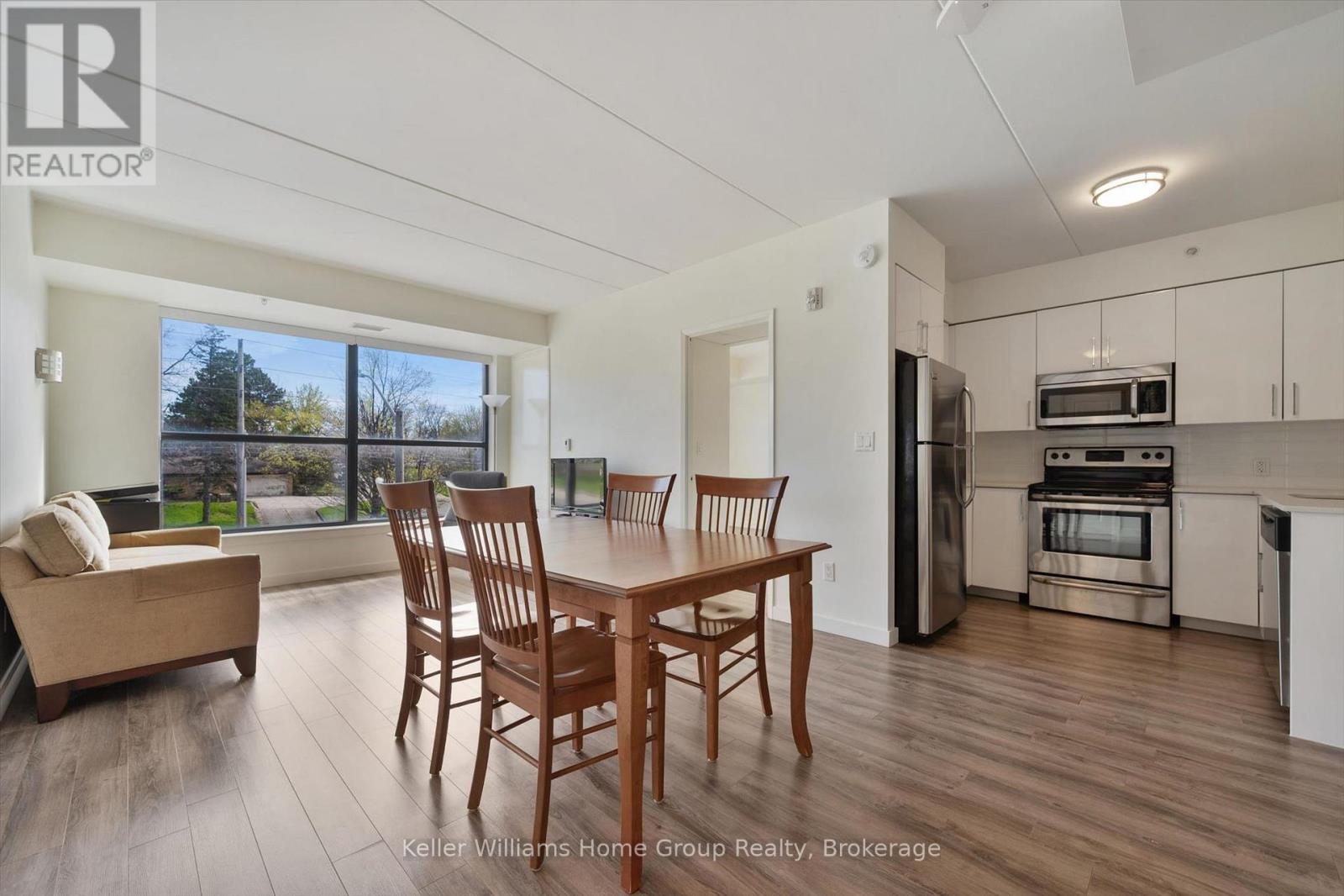 406 - 1219 Gordon Street, Guelph (Kortright West), ON - Indoor