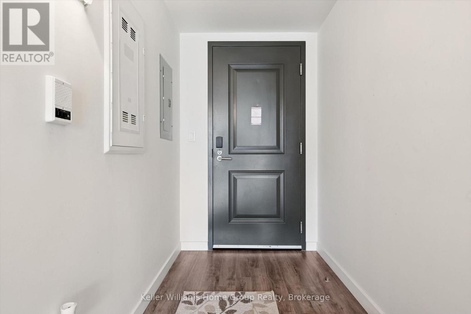 406 - 1219 Gordon Street, Guelph (Kortright West), ON - Indoor Photo Showing Other Room