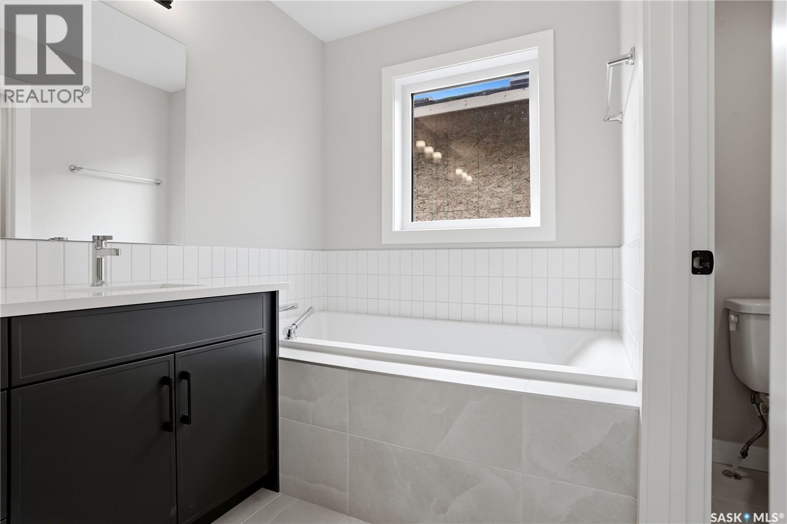 3172 Favel Drive, Regina, SK - Indoor Photo Showing Bathroom