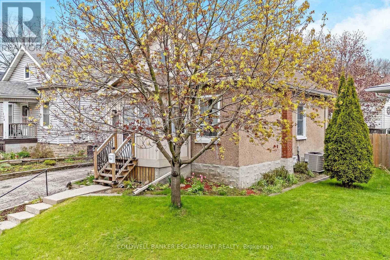 122 Cedar Street, Cambridge, ON - Outdoor