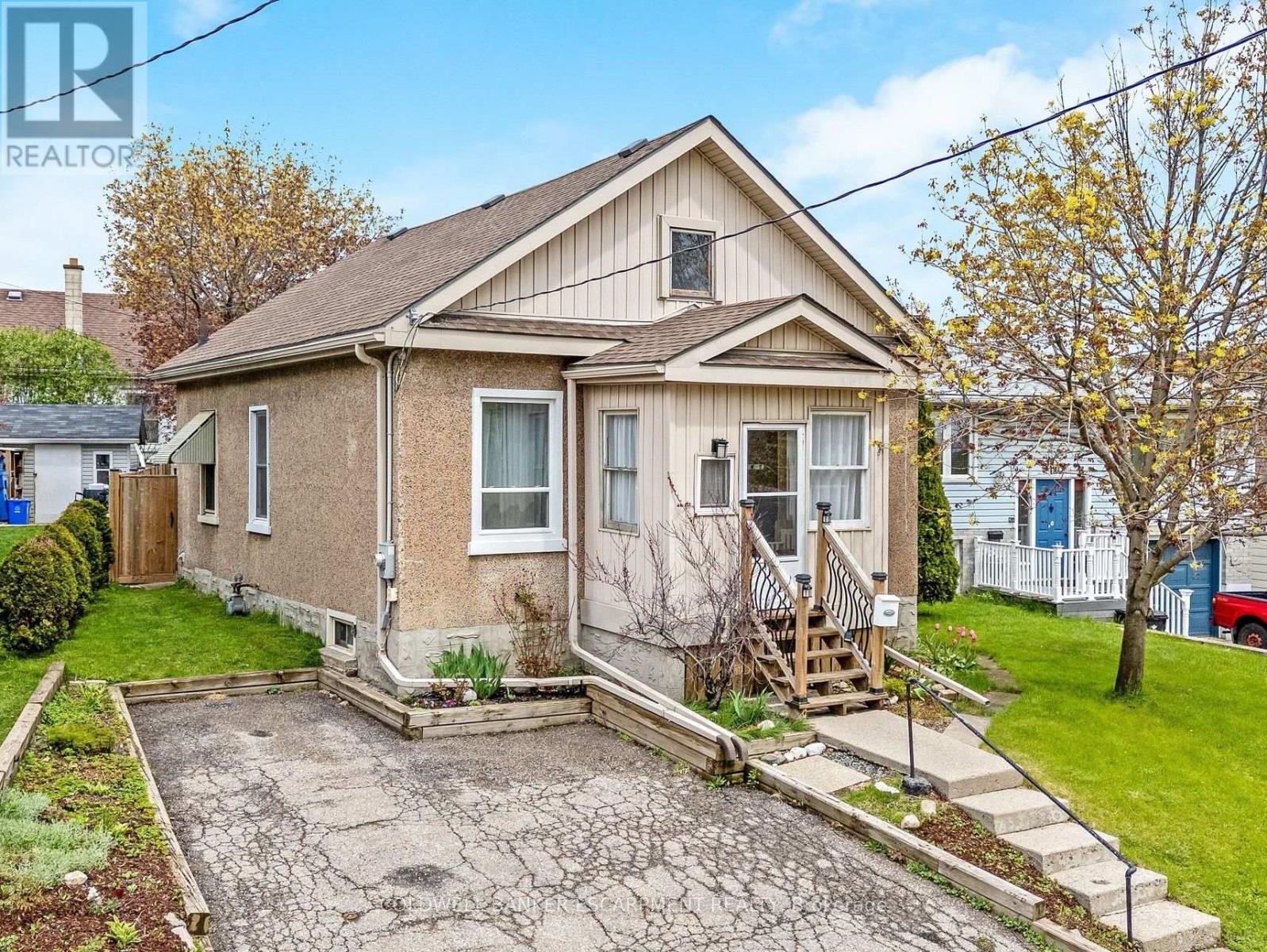 122 Cedar Street, Cambridge, ON - Outdoor