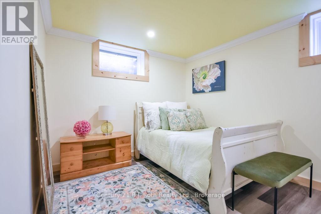 Basement Bedroom - 465 Ridge Road E, Oro-Medonte, ON - Indoor Photo Showing Bedroom