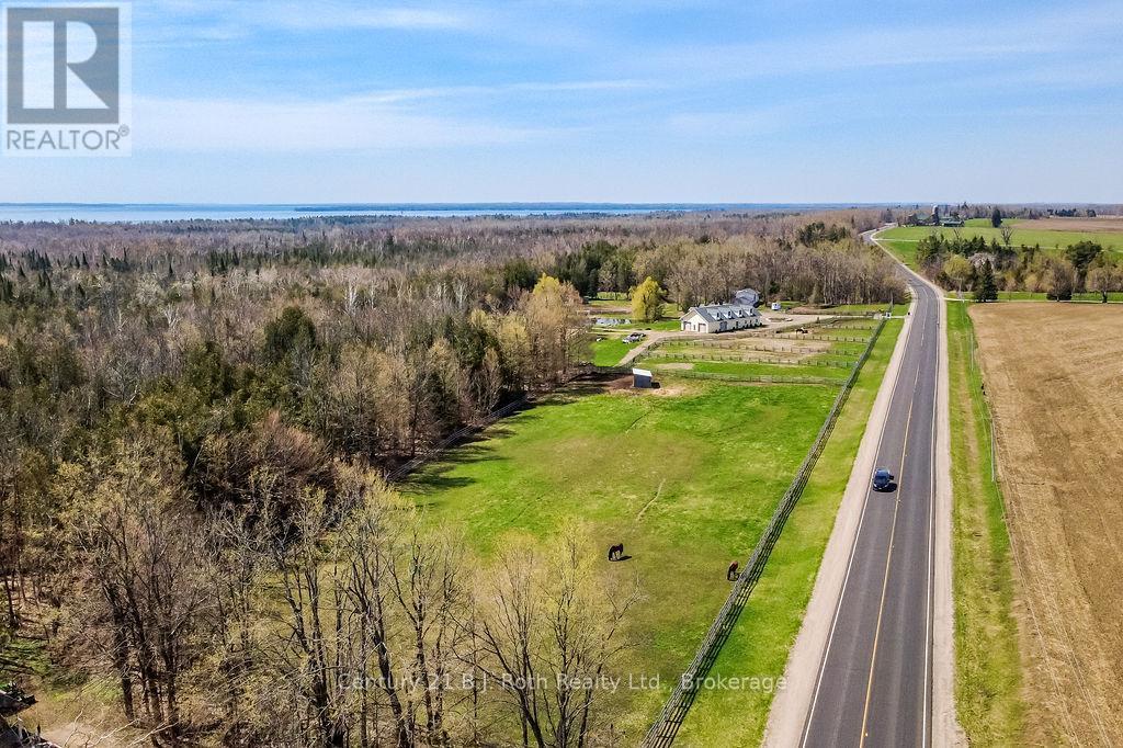 465 Ridge Road E, Oro-Medonte, ON - Outdoor With View