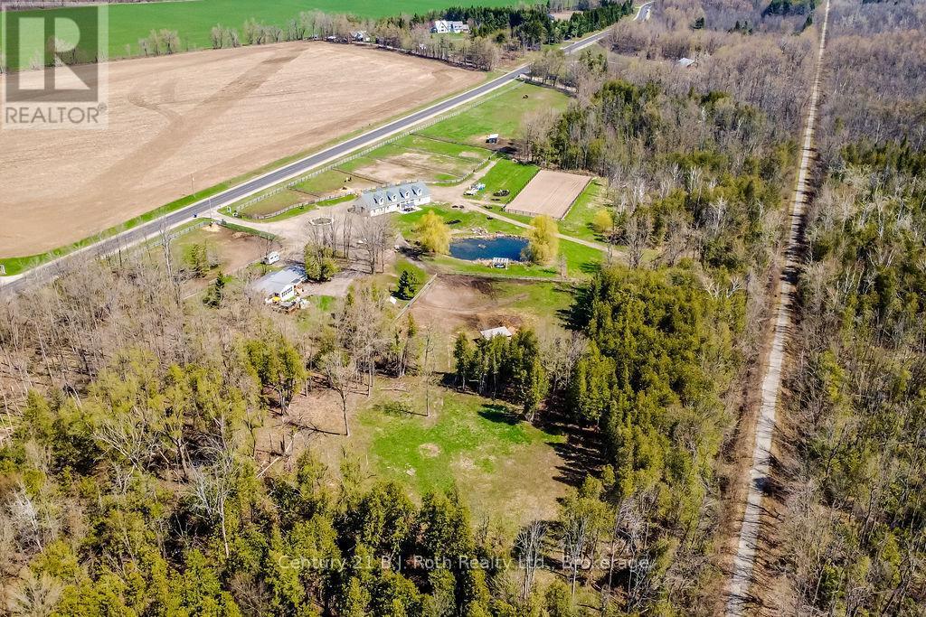 Lake Country Oro-Medonte Trail at back of Property - 465 Ridge Road E, Oro-Medonte, ON - Outdoor With View
