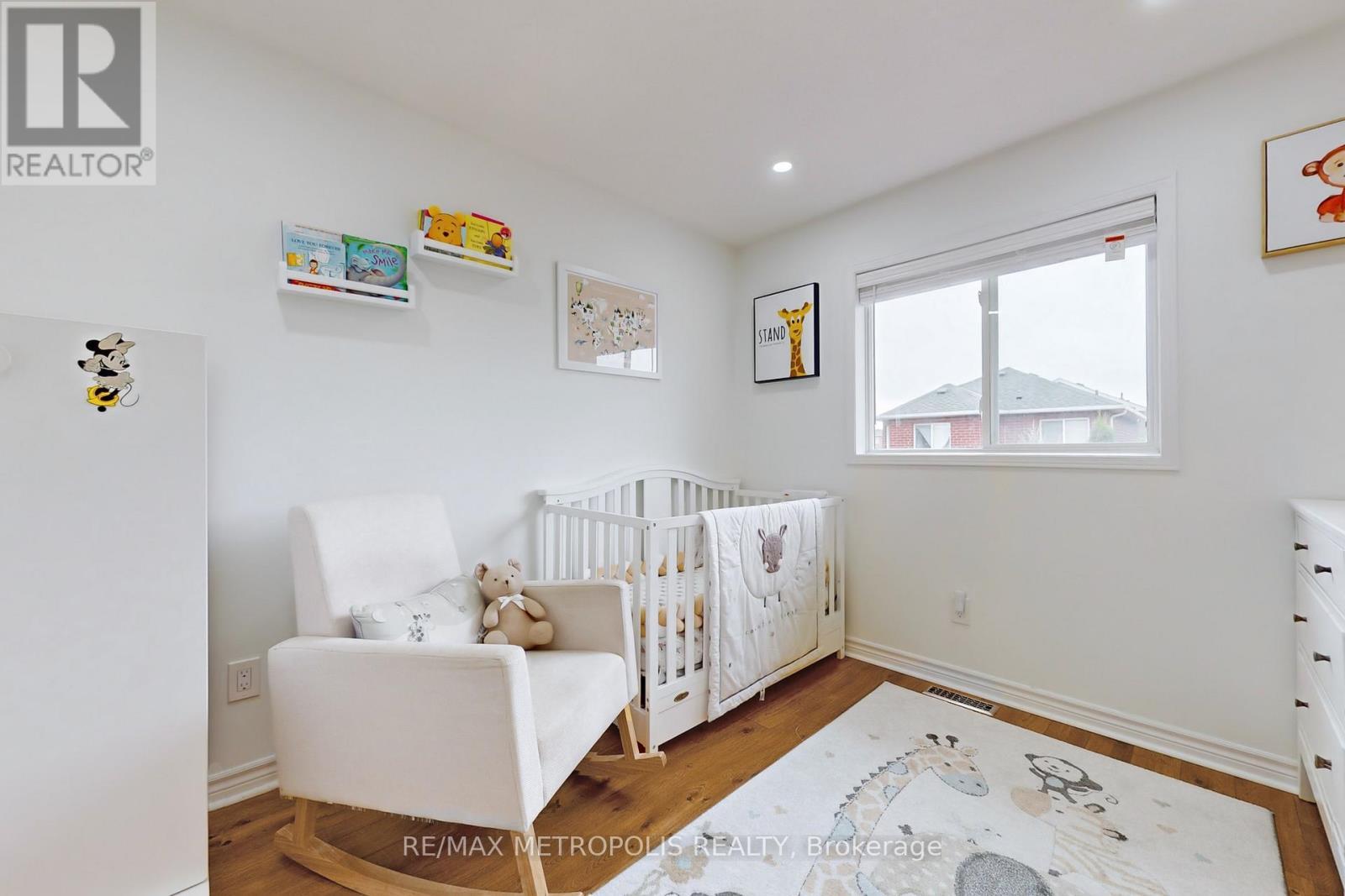 14 Piazza Crescent, Vaughan, ON - Indoor Photo Showing Bedroom