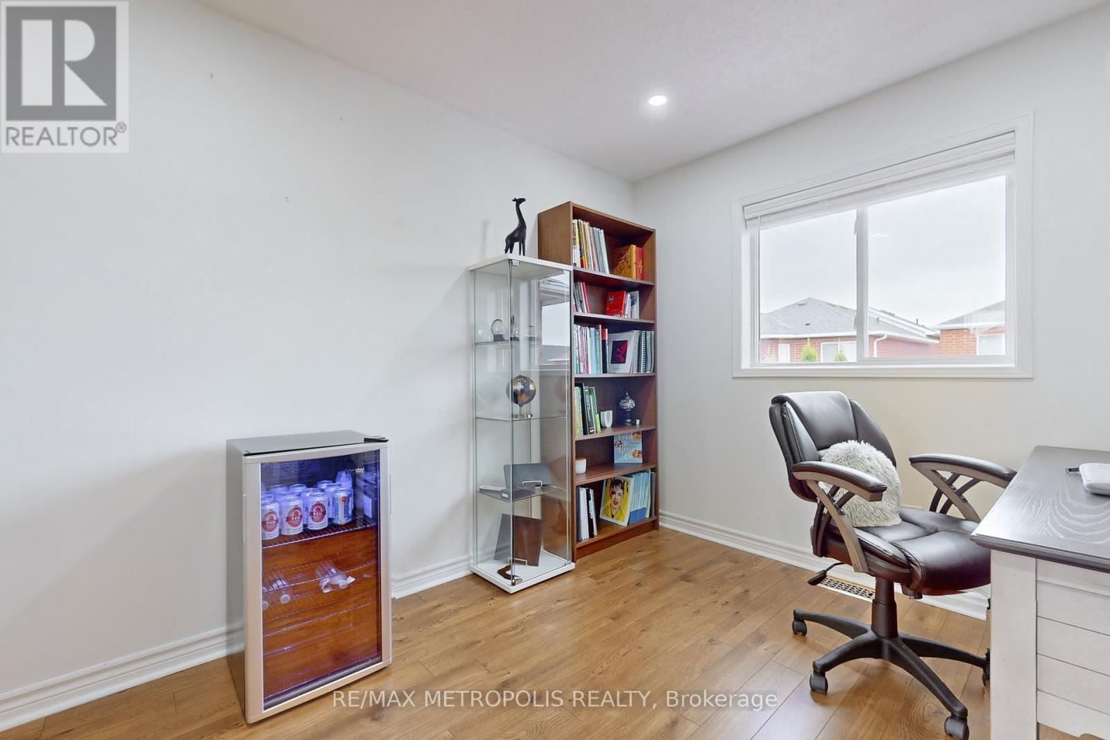14 Piazza Crescent, Vaughan, ON - Indoor Photo Showing Office
