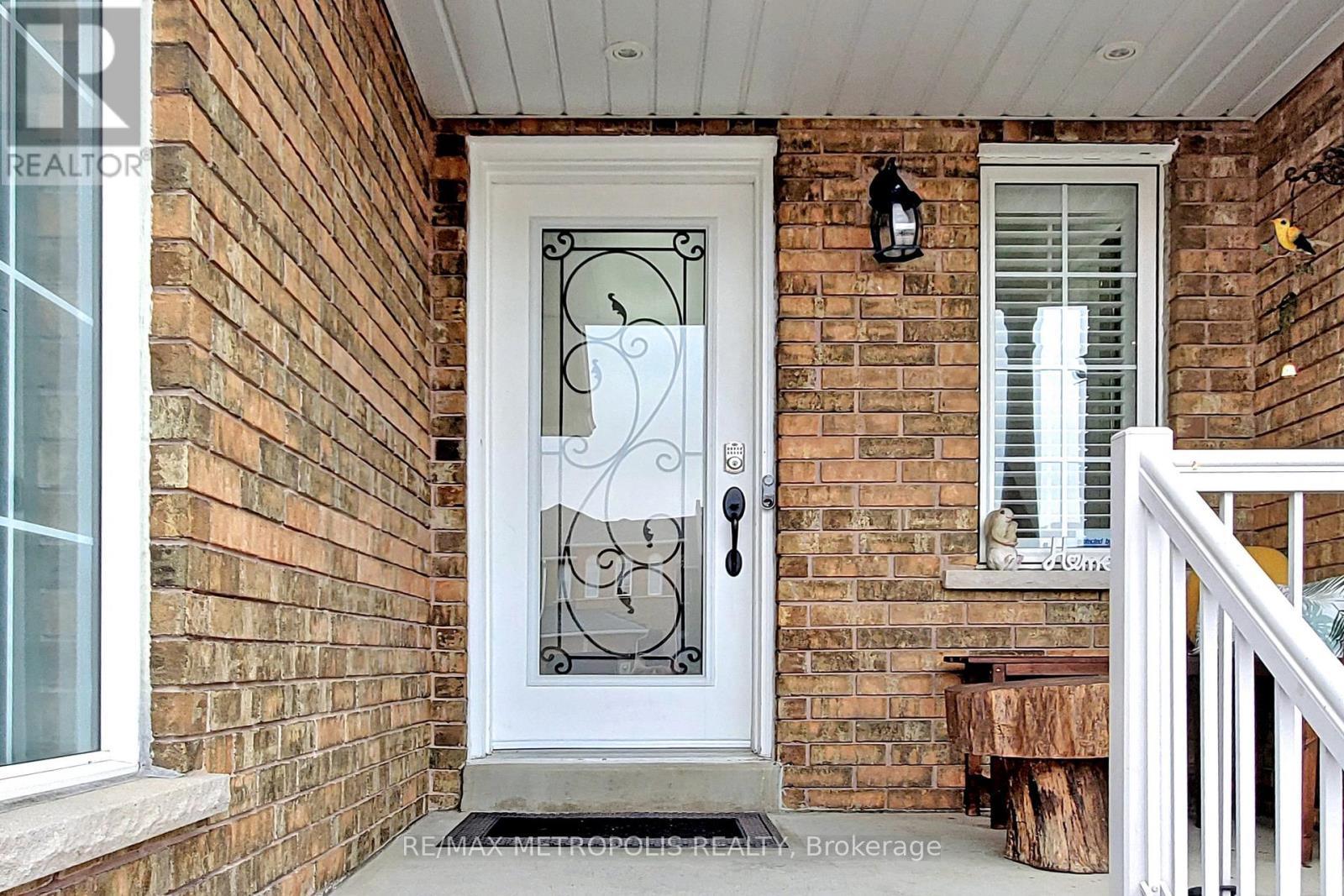 14 Piazza Crescent, Vaughan, ON - Outdoor With Exterior