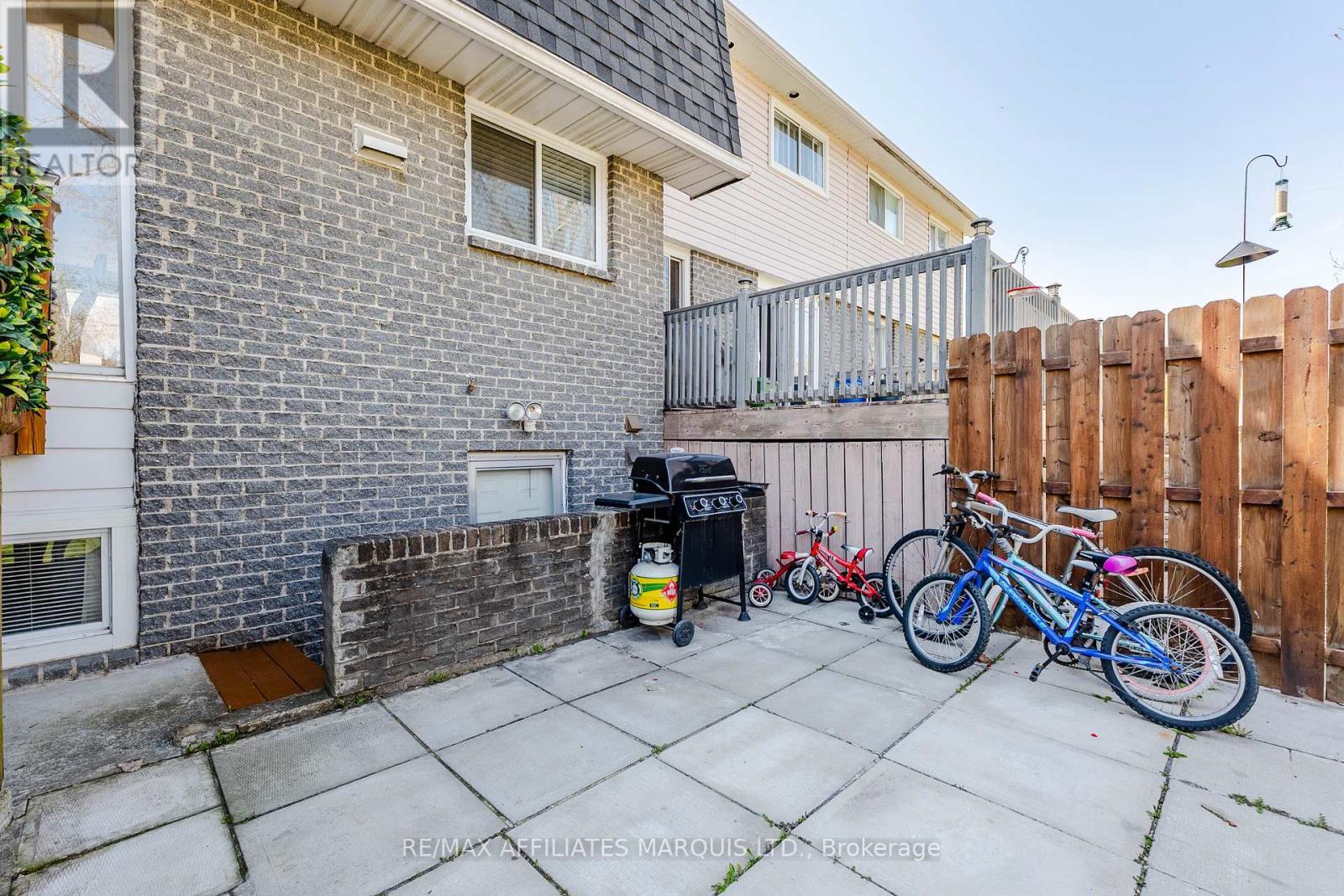 812 Glengarry Boulevard, Cornwall, ON - Outdoor