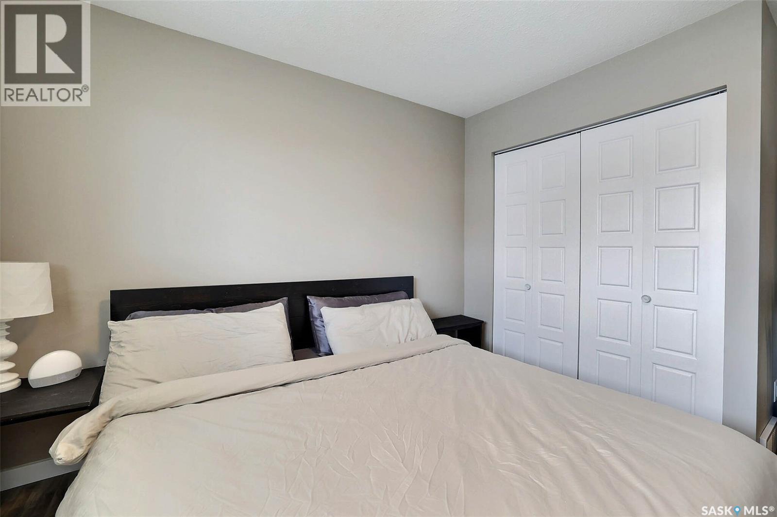 110 Fulton Drive, Regina, SK - Indoor Photo Showing Bedroom