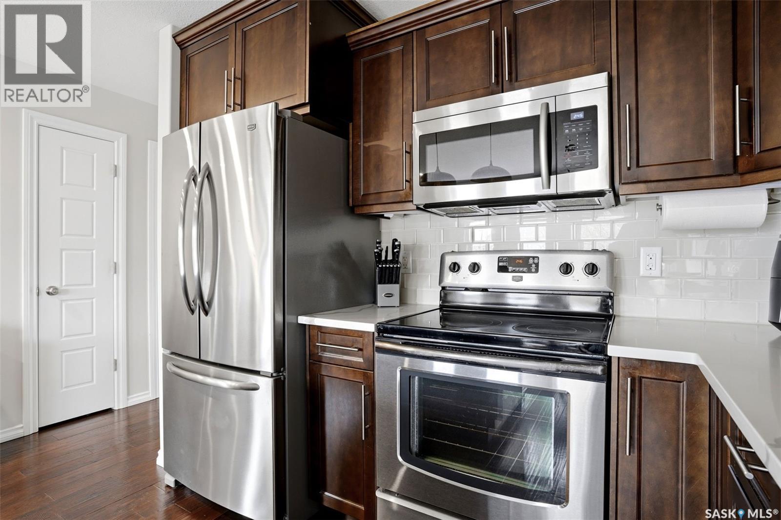 157 4100 Sandhill Crescent, Regina, SK - Indoor Photo Showing Kitchen With Stainless Steel Kitchen