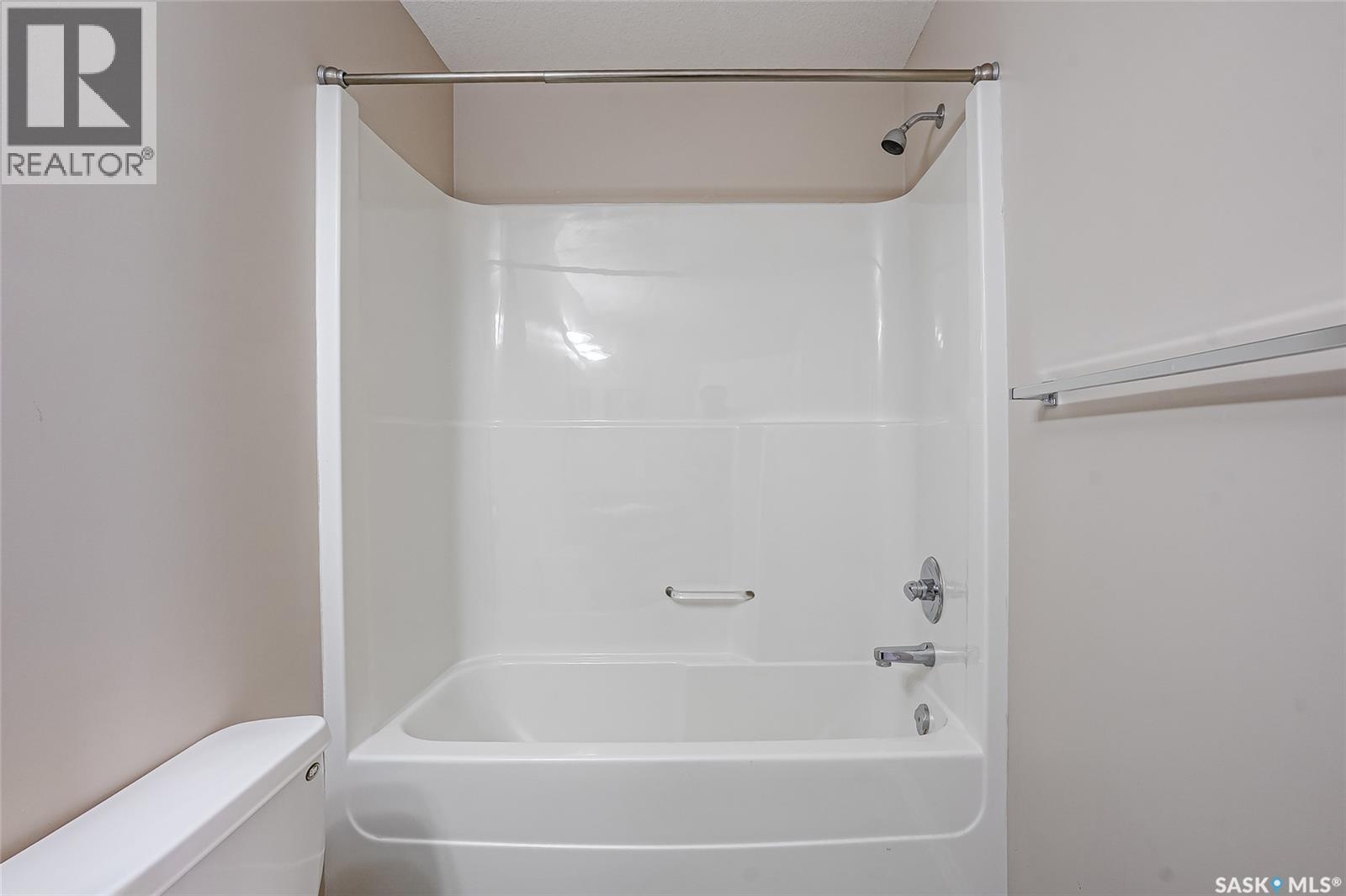 312 363 Nelson Road, Saskatoon, SK - Indoor Photo Showing Bathroom