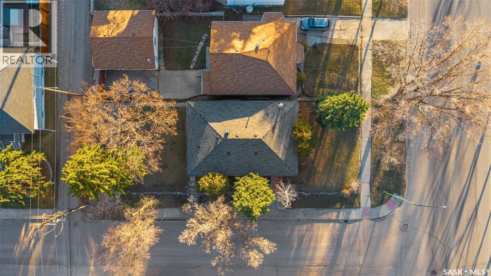 3301 Regina Avenue, Regina, SK - Outdoor