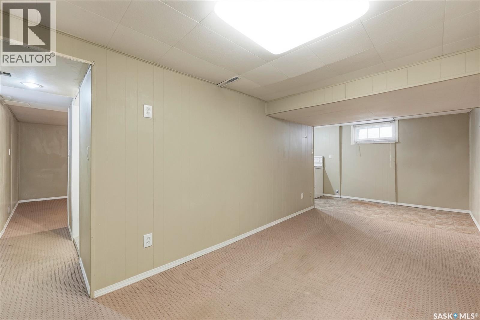 1117 15Th Street E, Saskatoon, SK - Indoor