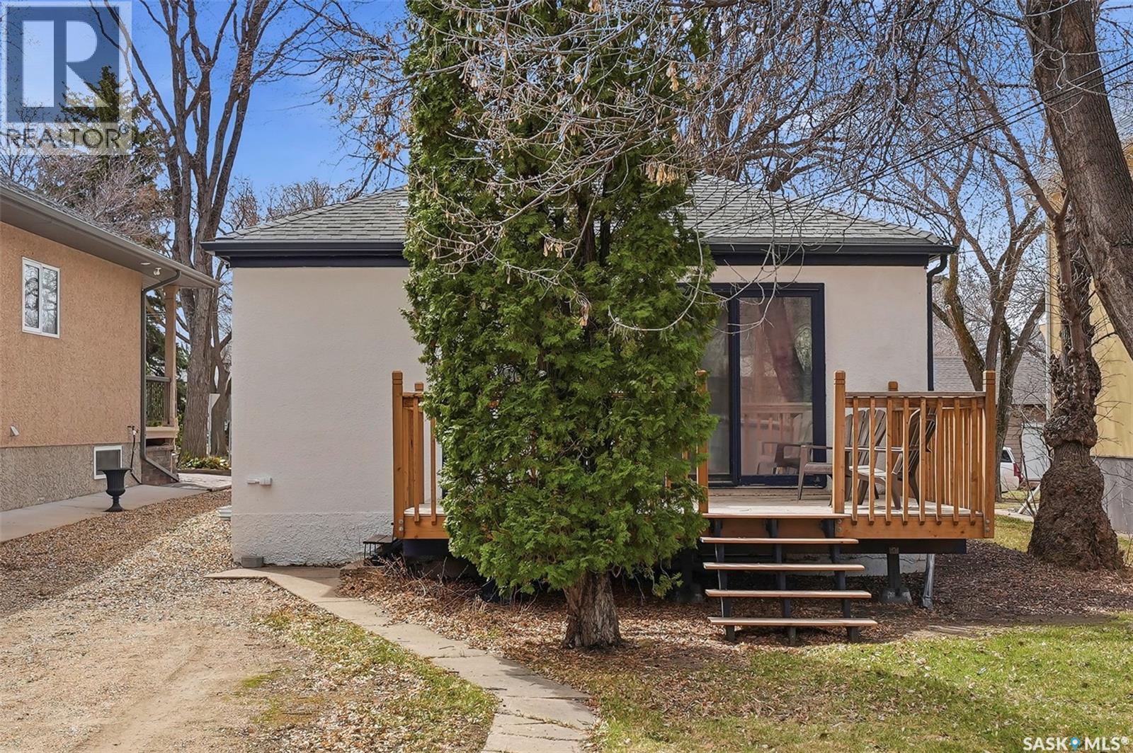 1117 15Th Street E, Saskatoon, SK - Outdoor