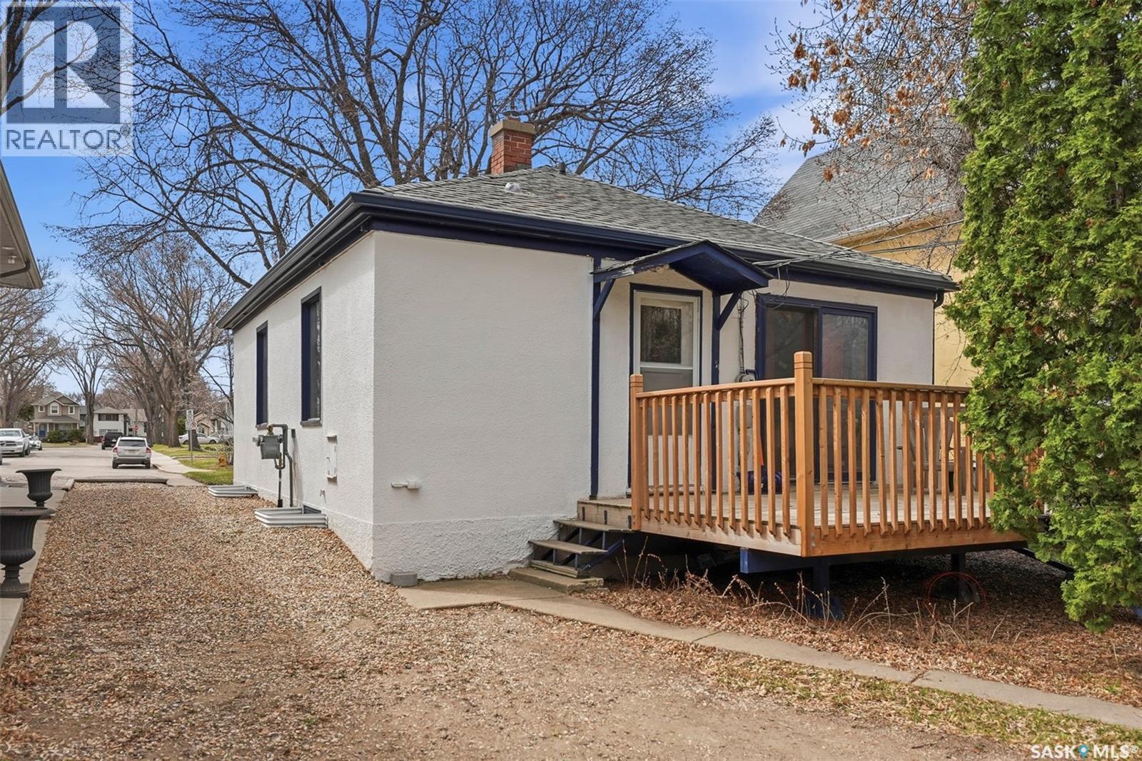 1117 15Th Street E, Saskatoon, SK - Outdoor