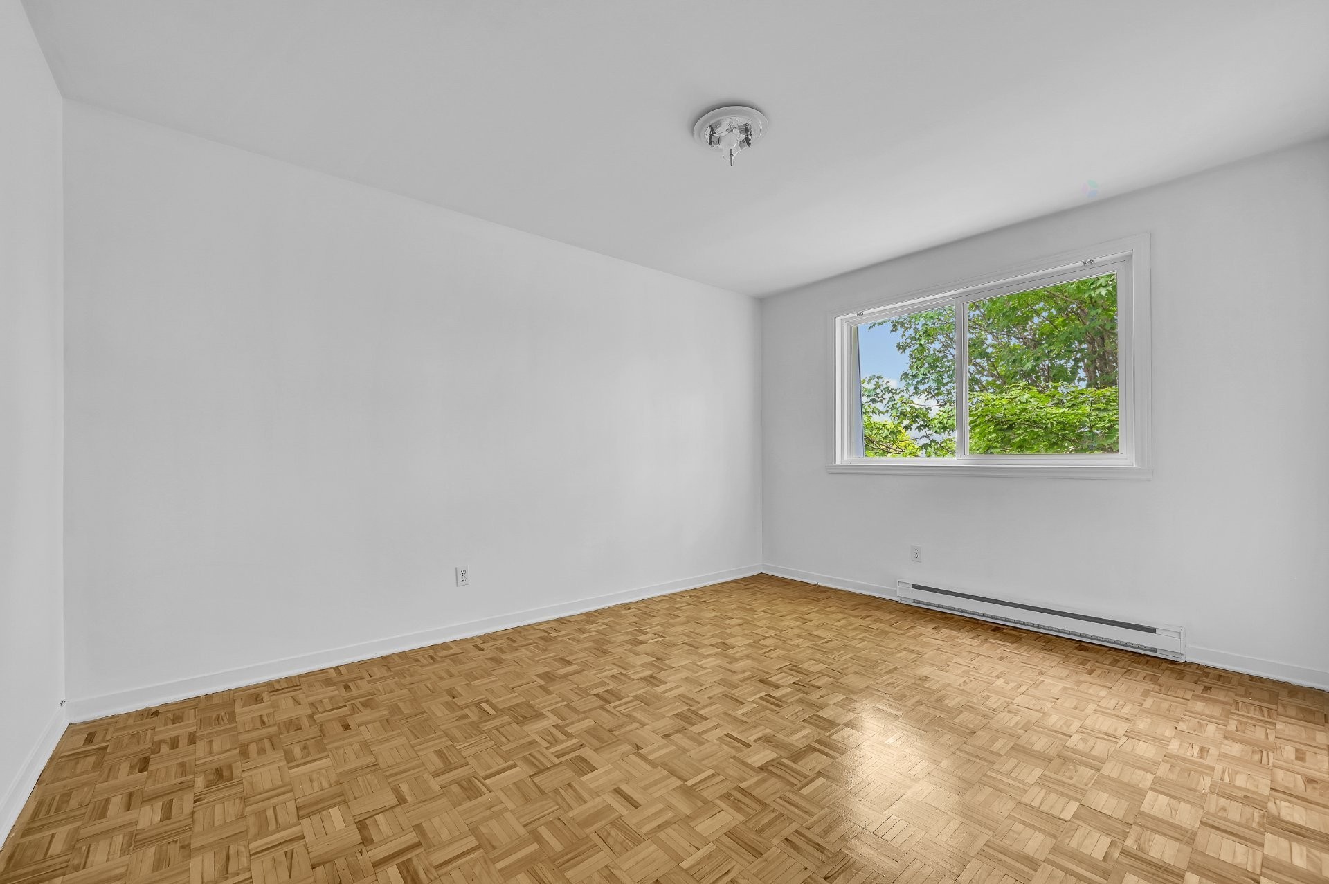 Master Bedroom - 369 - 370 Rue Desjardins N., Granby, QC - Indoor Photo Showing Other Room
