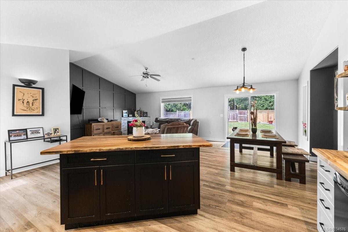 2786 Tamara Dr, Nanaimo, BC