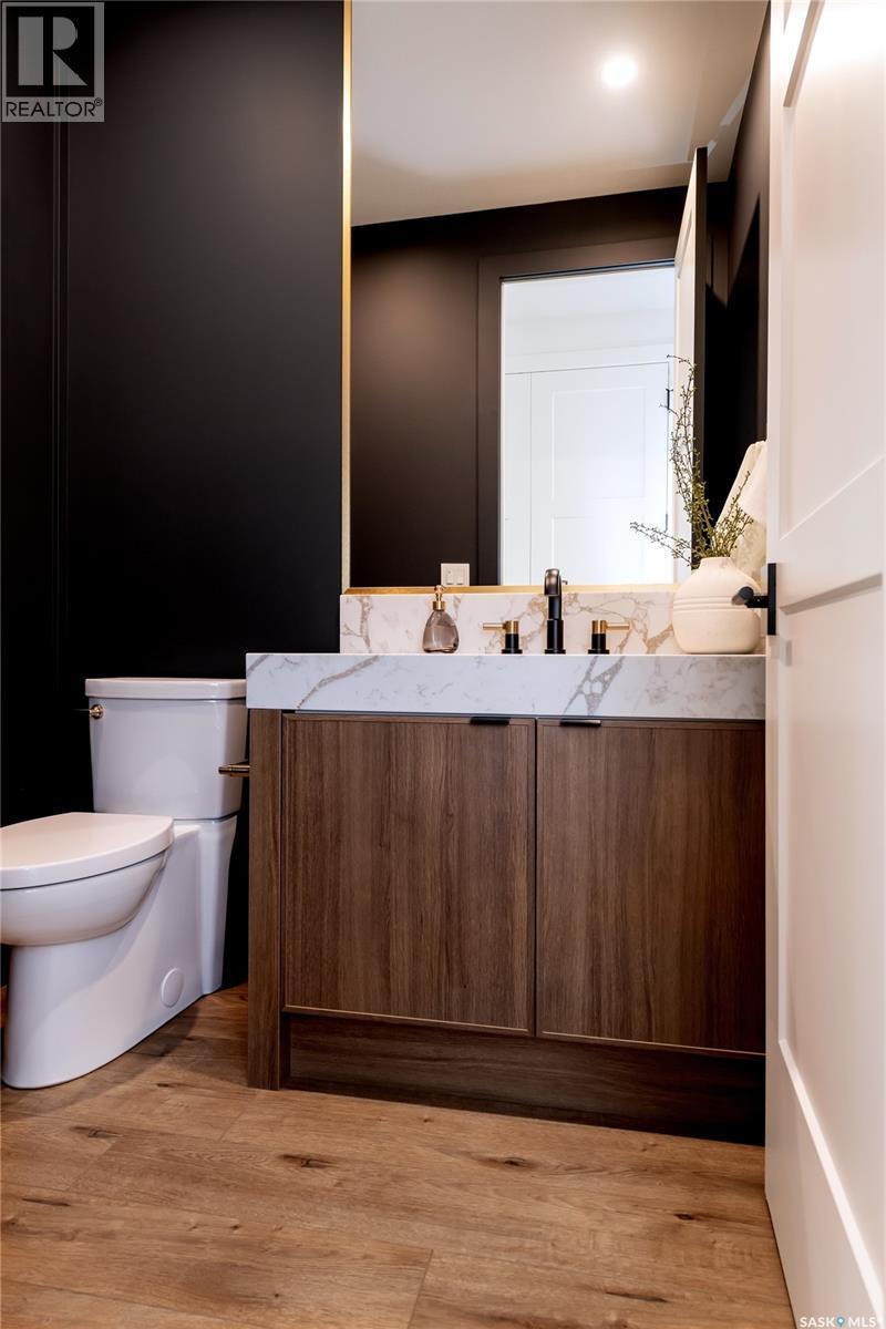 114 Cockcroft Manor, Saskatoon, SK - Indoor Photo Showing Bathroom