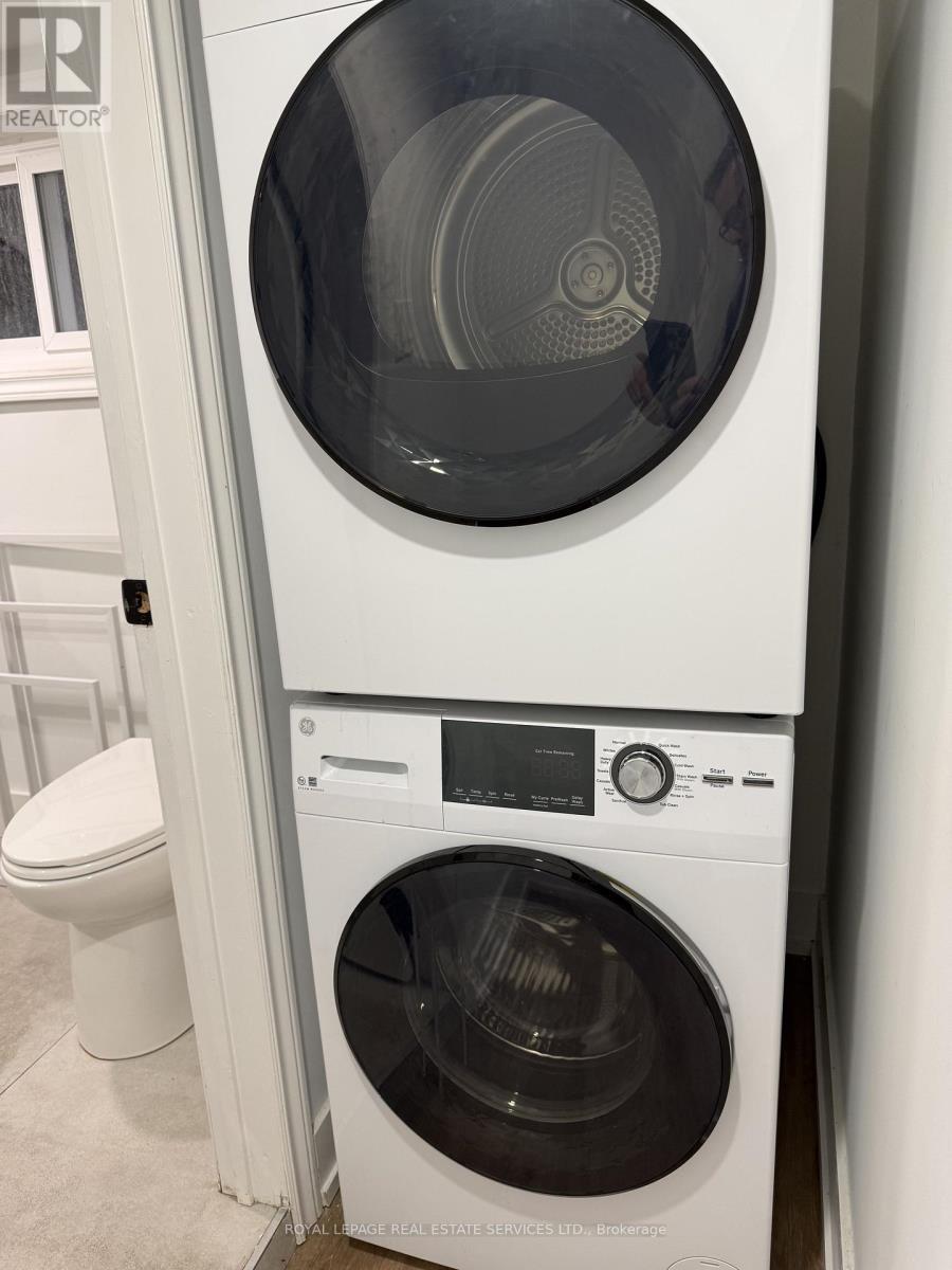 Lower - 38 North Oval, Hamilton, ON - Indoor Photo Showing Laundry Room
