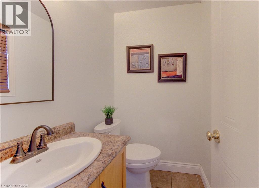 580 Canso Place, Waterloo, ON - Indoor Photo Showing Bathroom