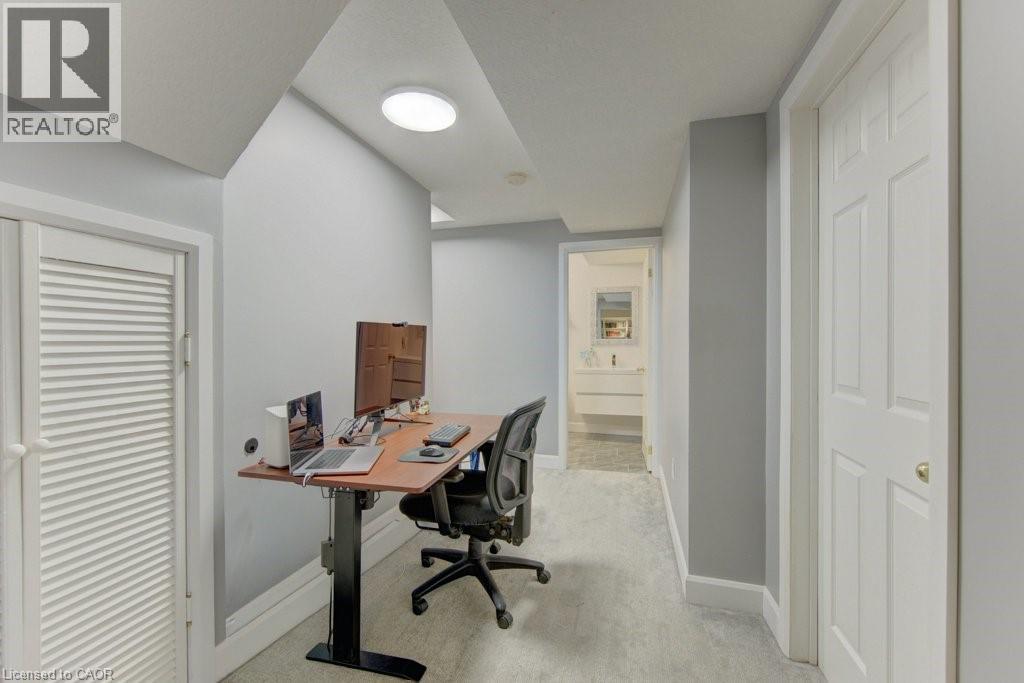 580 Canso Place, Waterloo, ON - Indoor Photo Showing Office