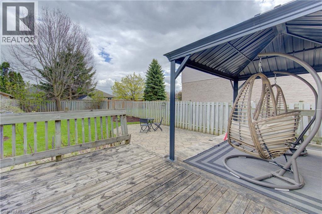 580 Canso Place, Waterloo, ON - Outdoor