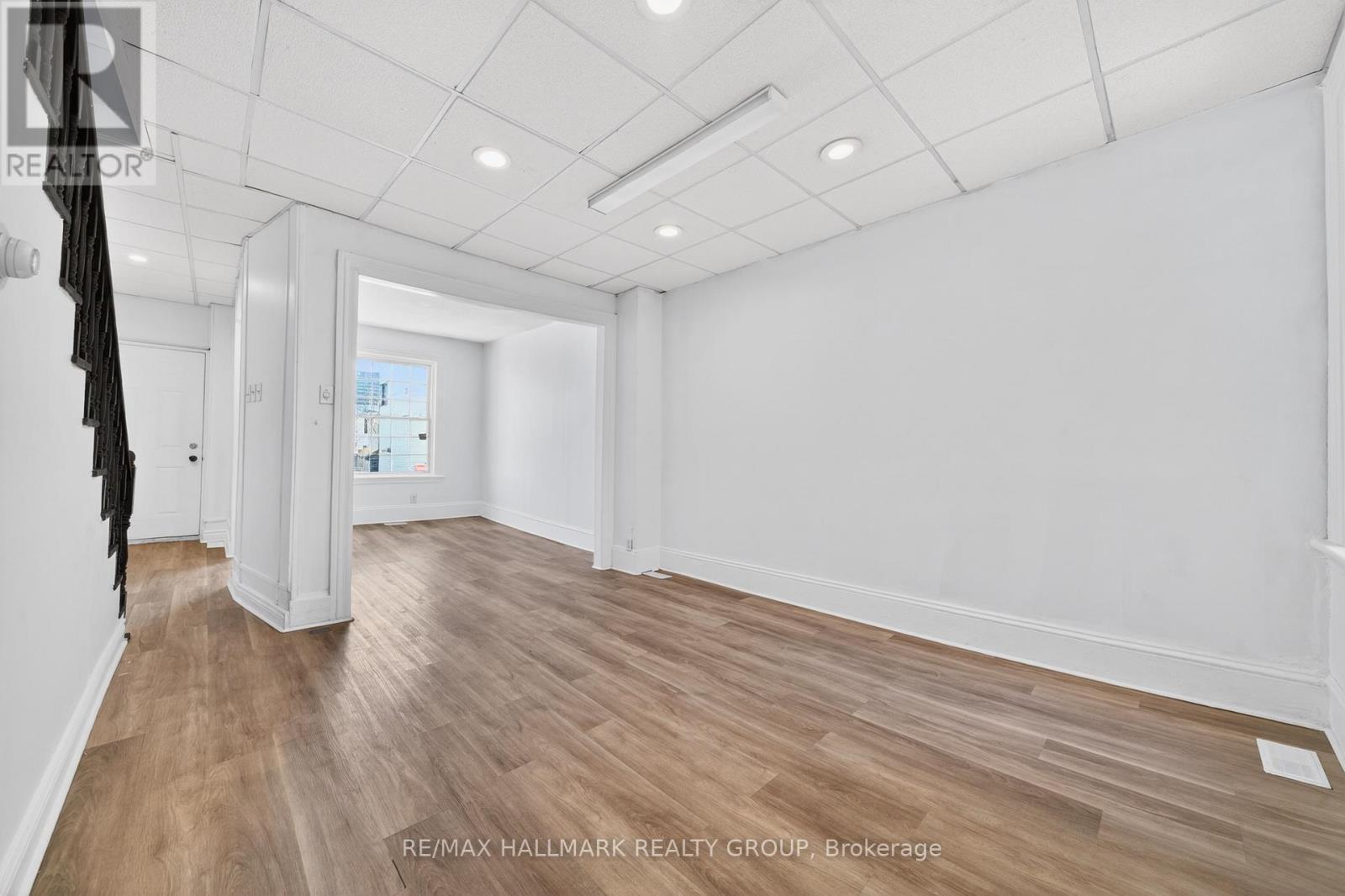 423 Arlington Avenue, Ottawa, ON - Indoor Photo Showing Other Room
