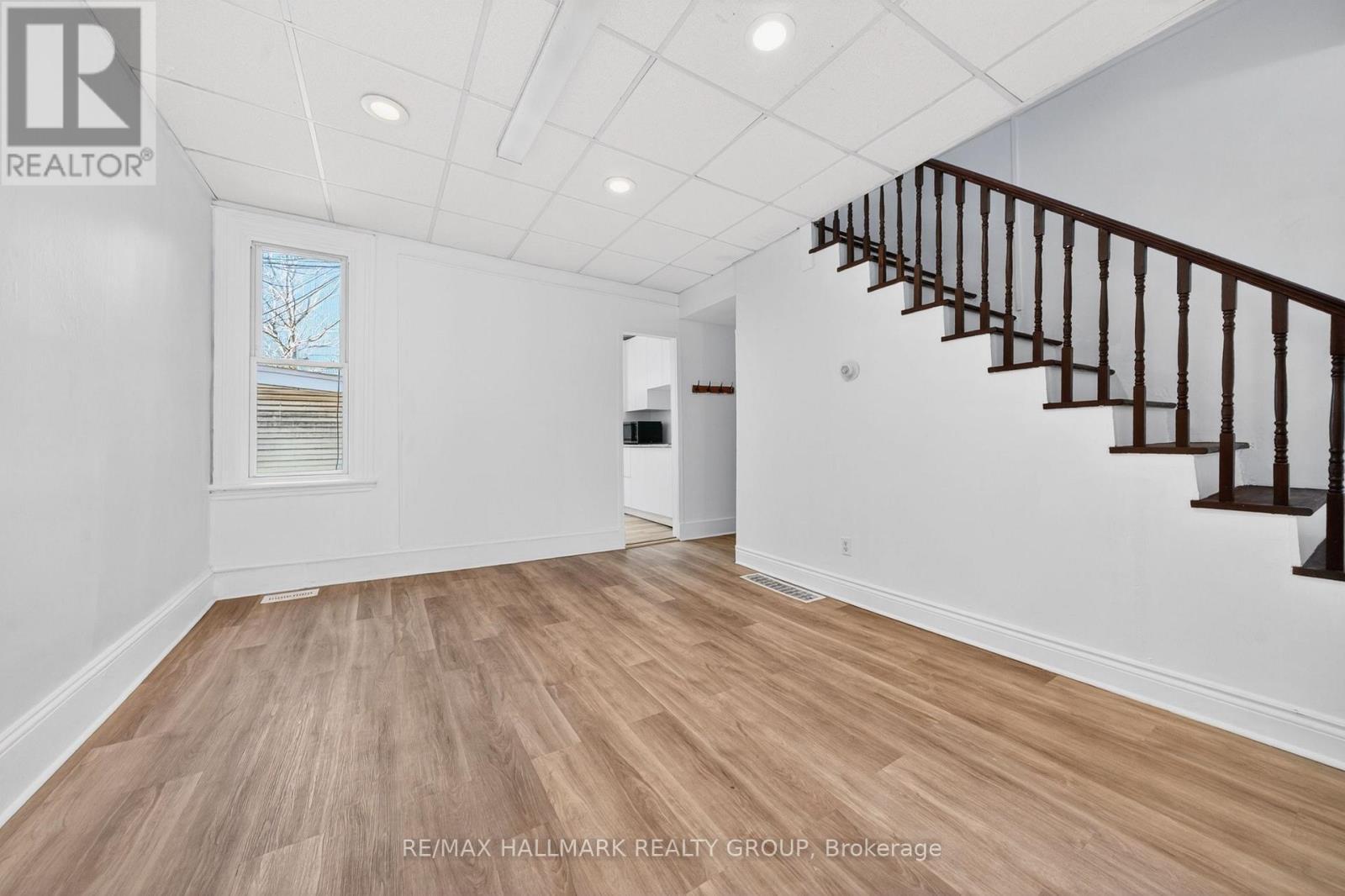 423 Arlington Avenue, Ottawa, ON - Indoor Photo Showing Other Room