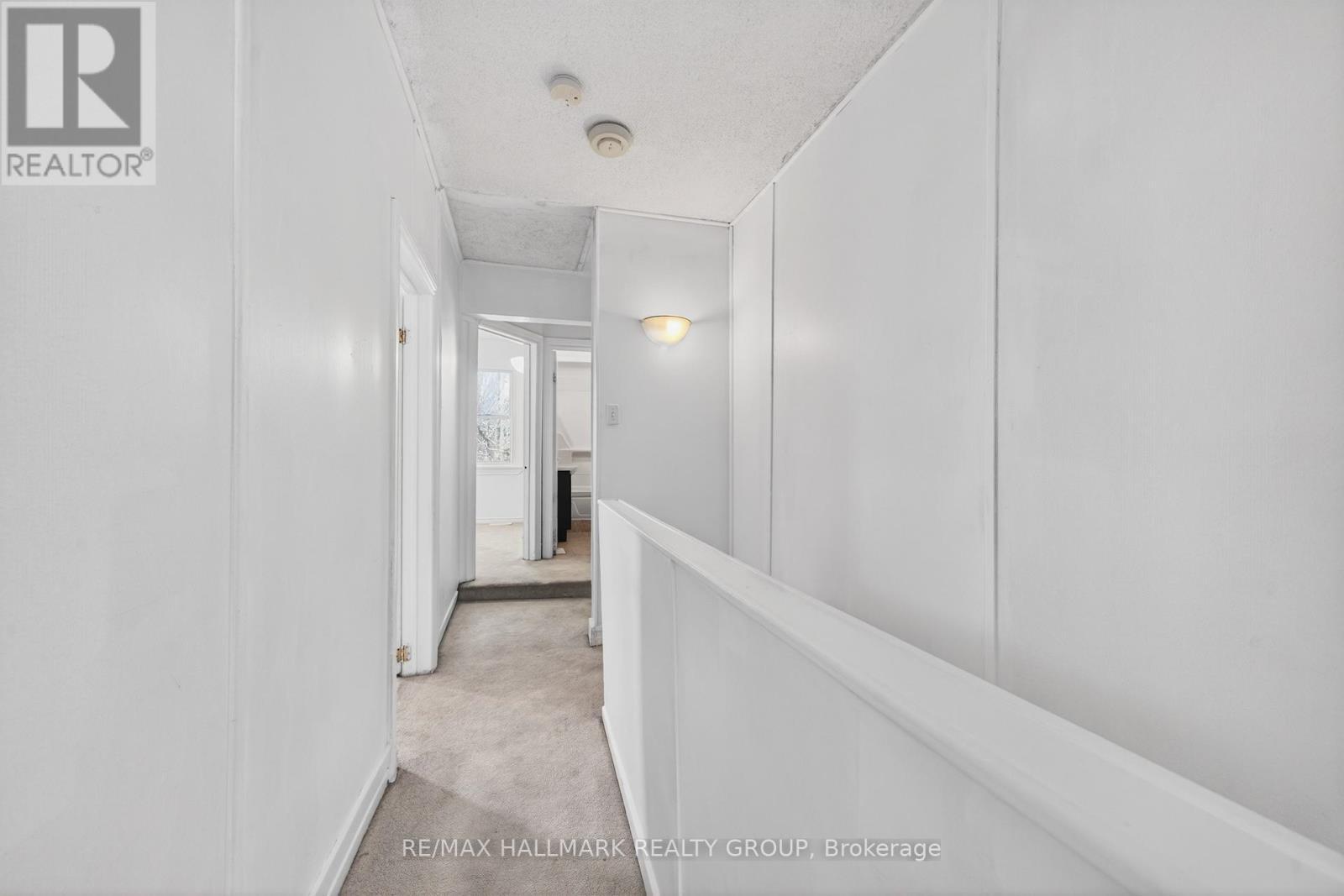423 Arlington Avenue, Ottawa, ON - Indoor Photo Showing Other Room