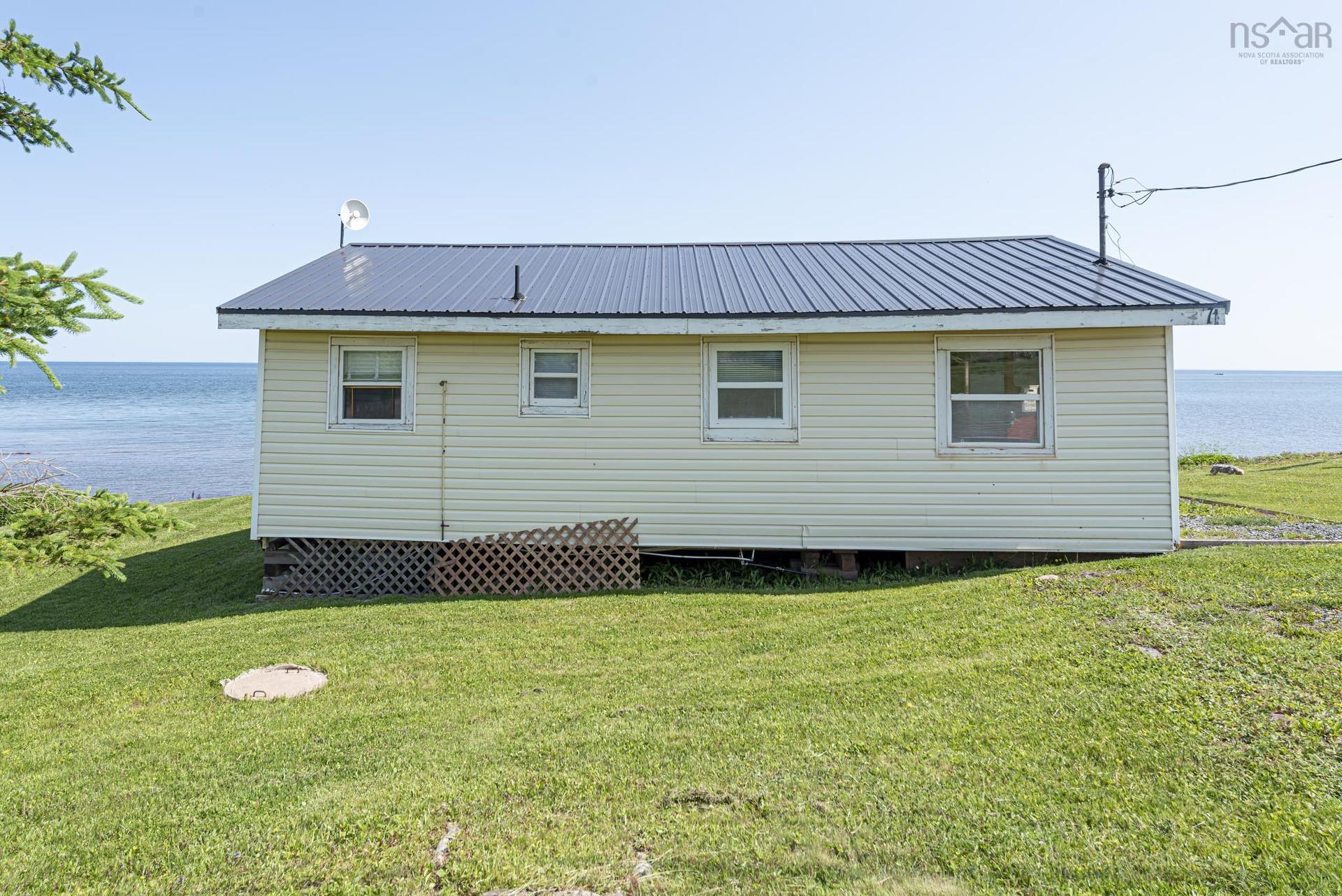 71 Red Cliff Drive, Seafoam, NS