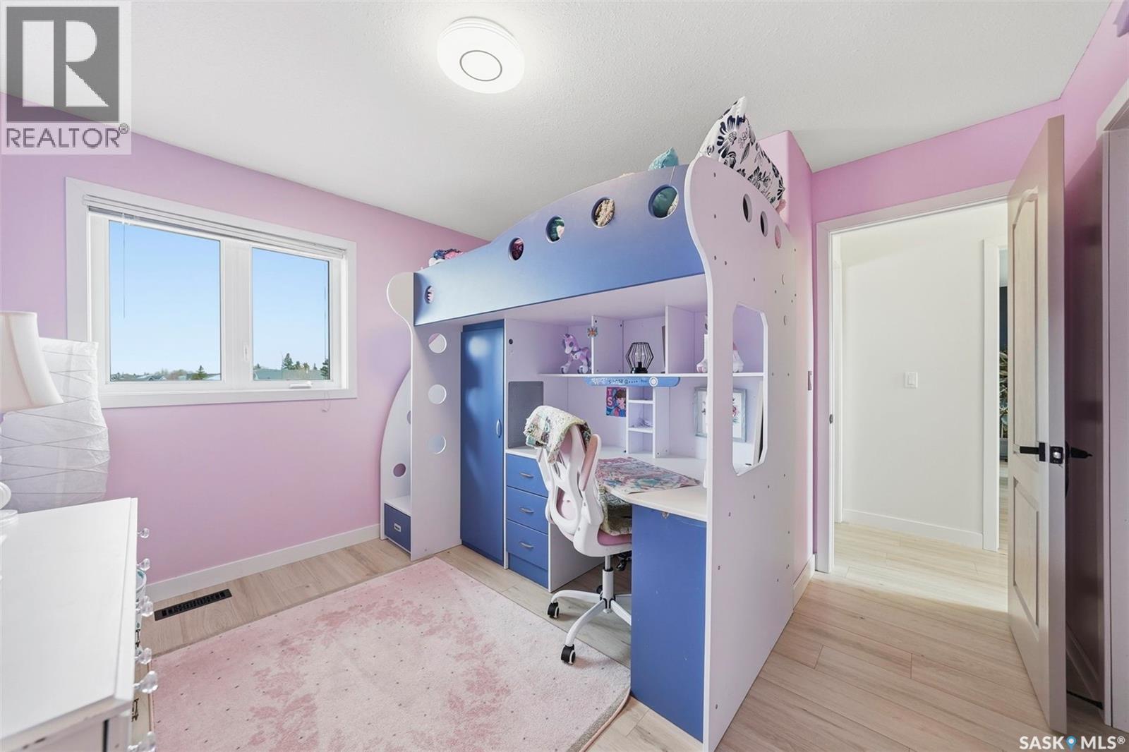 402 Crystal Bay, Warman, SK - Indoor