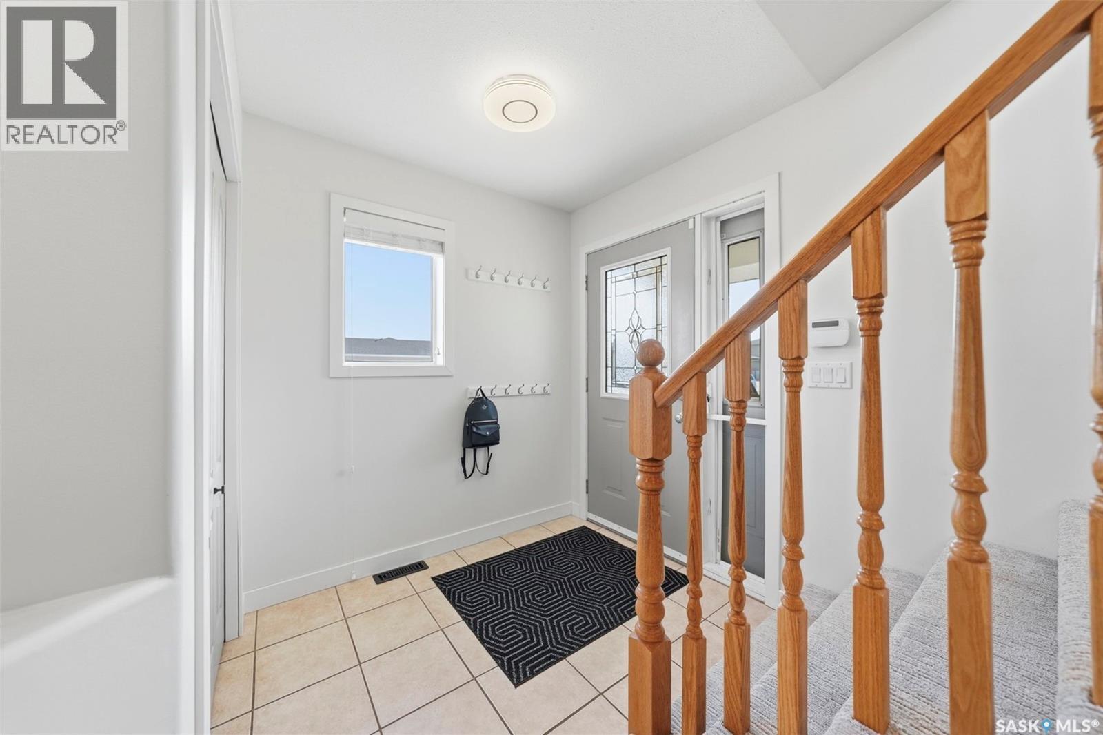 402 Crystal Bay, Warman, SK - Indoor Photo Showing Other Room