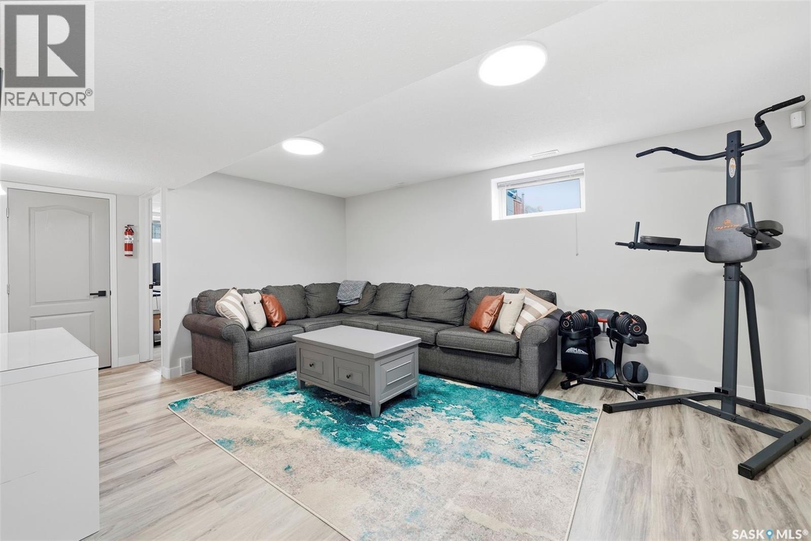402 Crystal Bay, Warman, SK - Indoor