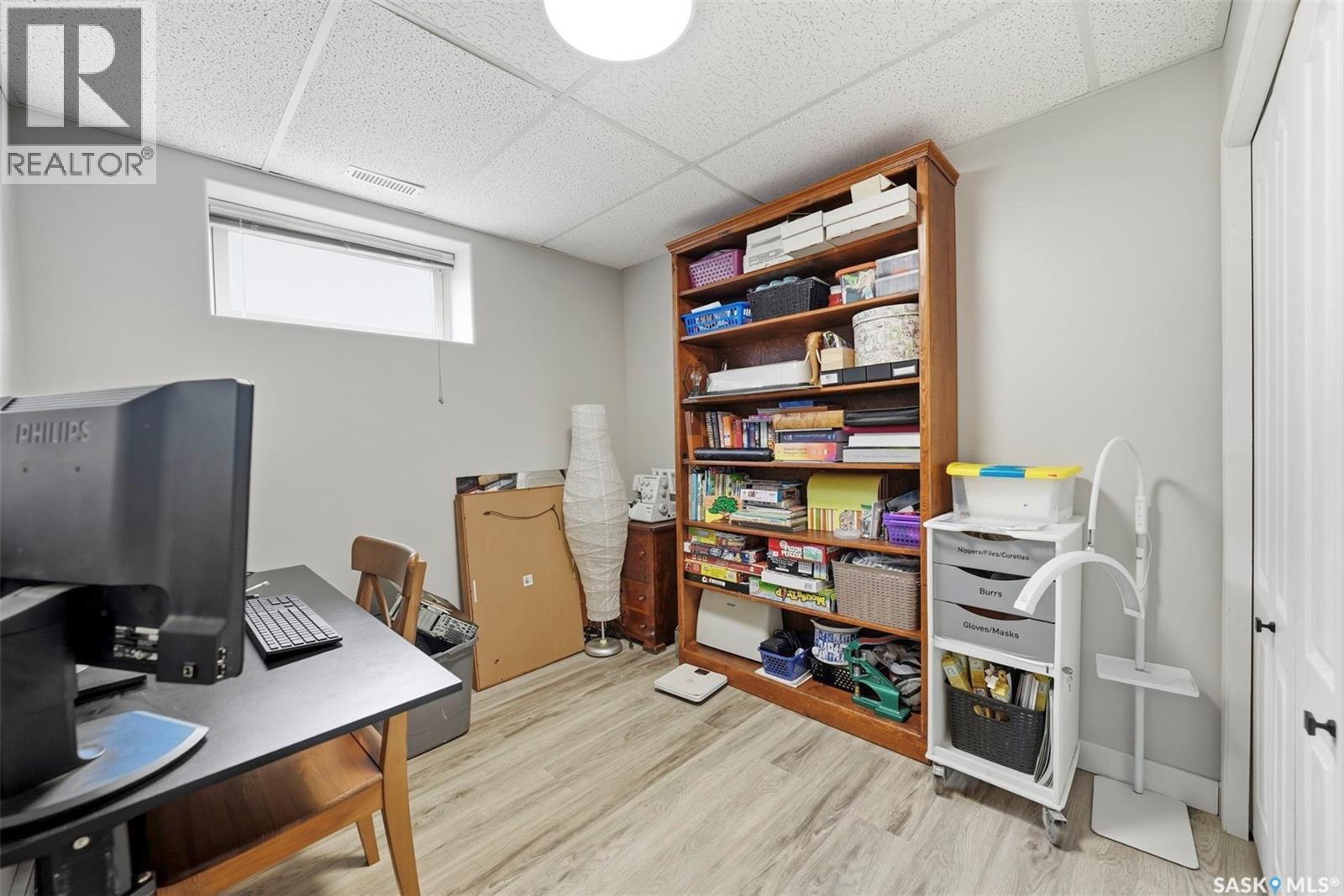 402 Crystal Bay, Warman, SK - Indoor Photo Showing Office