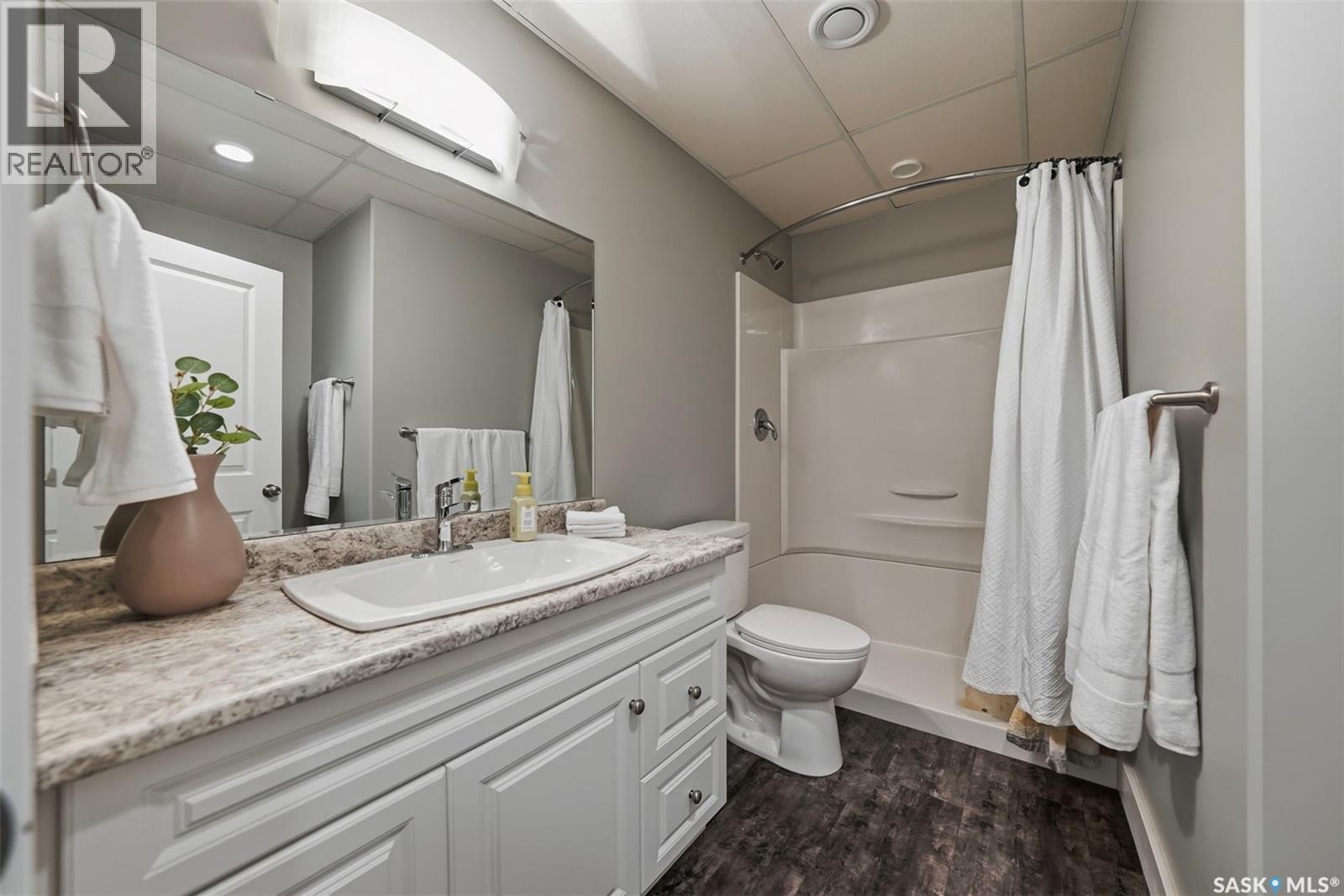 407 Silver Birch Lane, Warman, SK - Indoor Photo Showing Bathroom