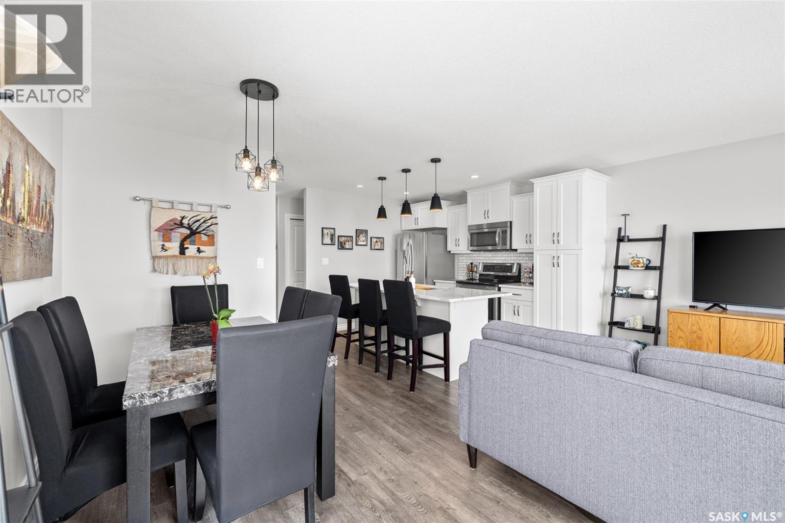 145 Plains Circle, Pilot Butte, SK - Indoor
