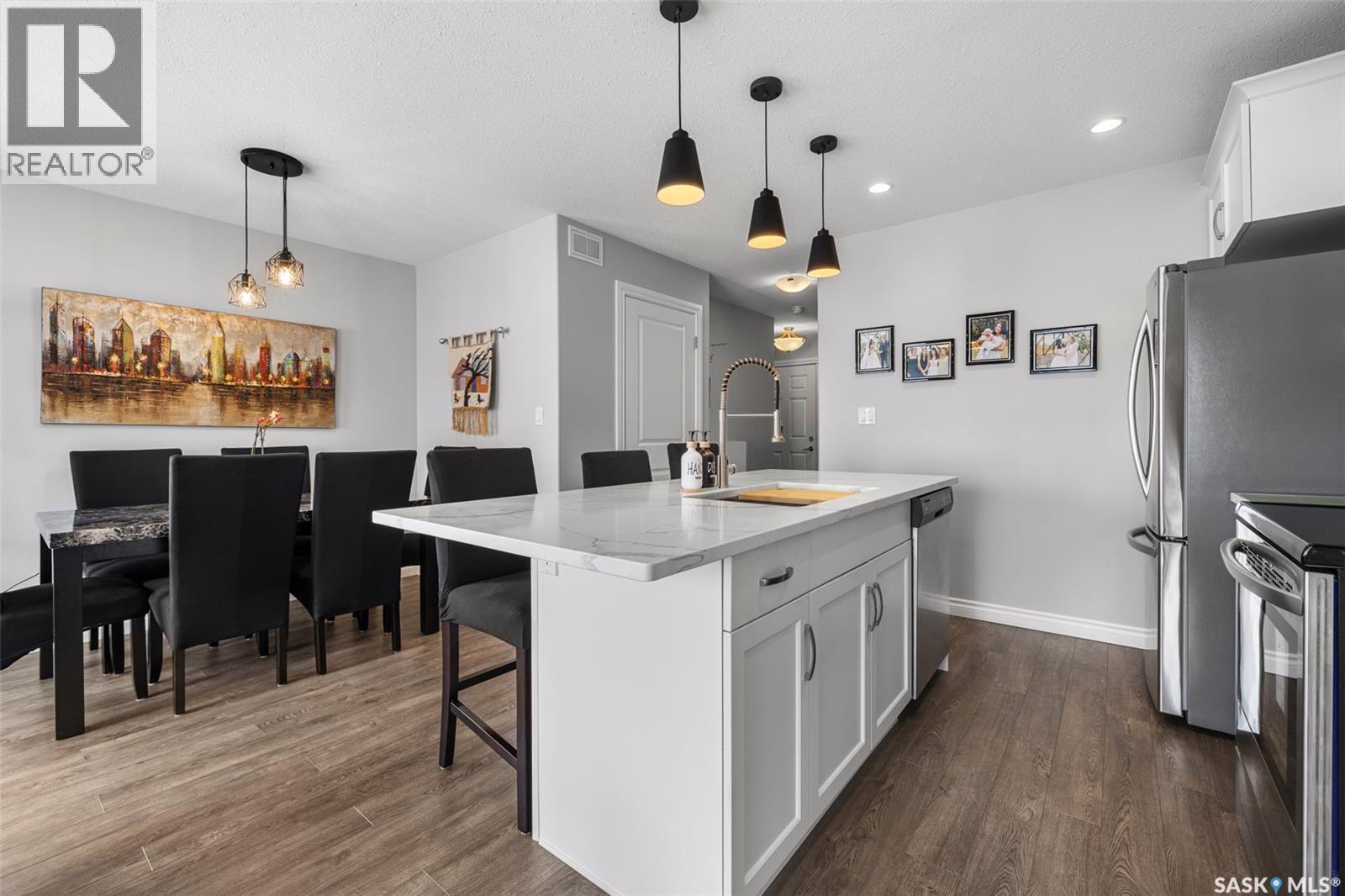 145 Plains Circle, Pilot Butte, SK - Indoor