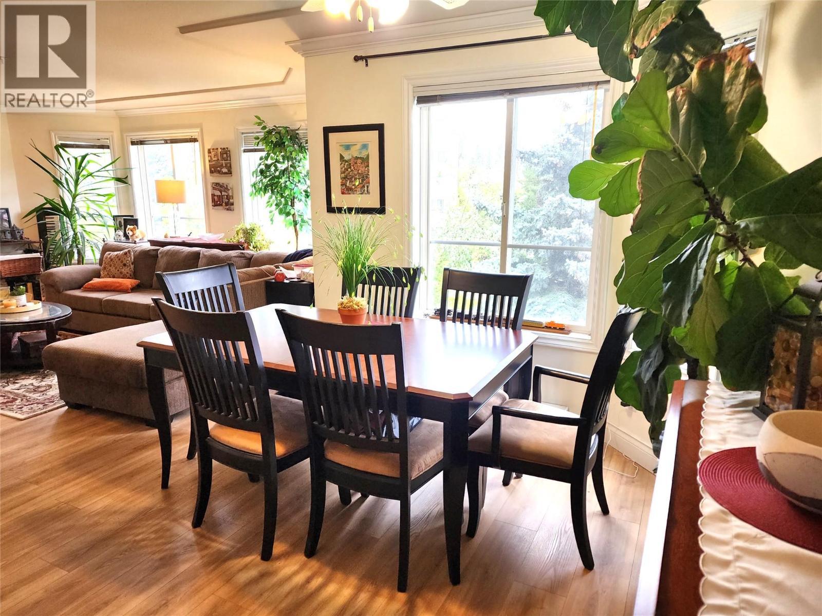 3220 Centennial Drive Unit# 201, Vernon, BC - Indoor Photo Showing Dining Room