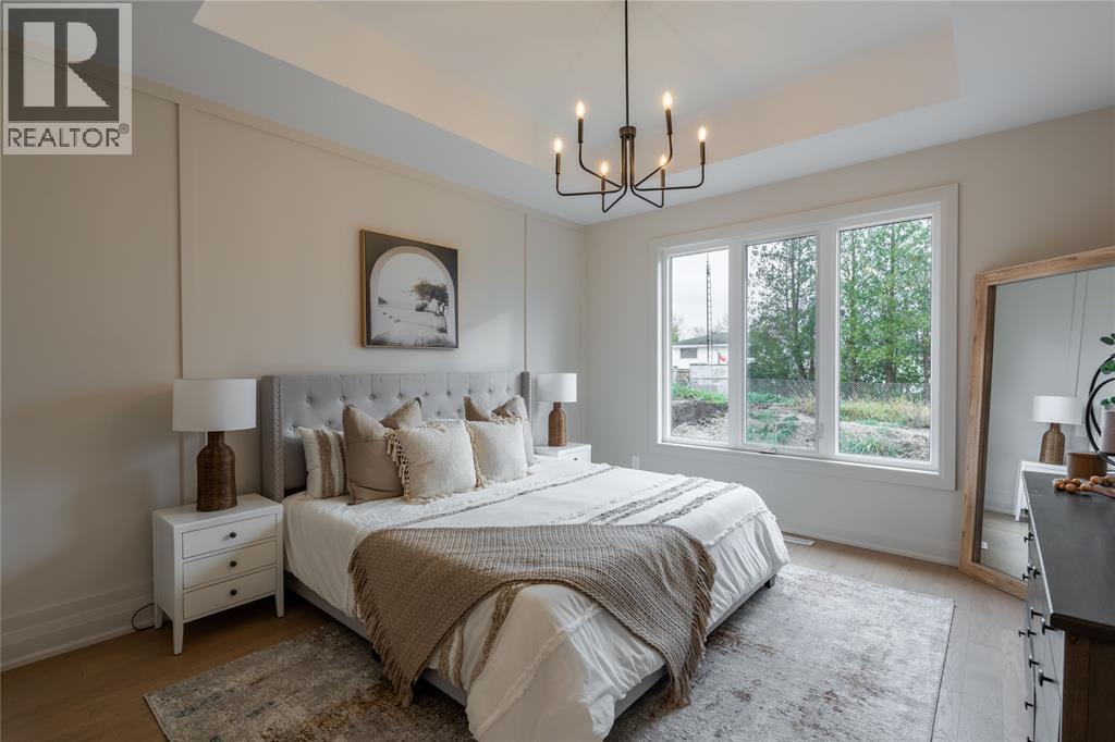 103 Sutherland Drive, St Clair, ON - Indoor Photo Showing Bedroom