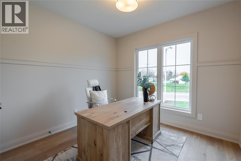 103 Sutherland Drive, St Clair, ON - Indoor