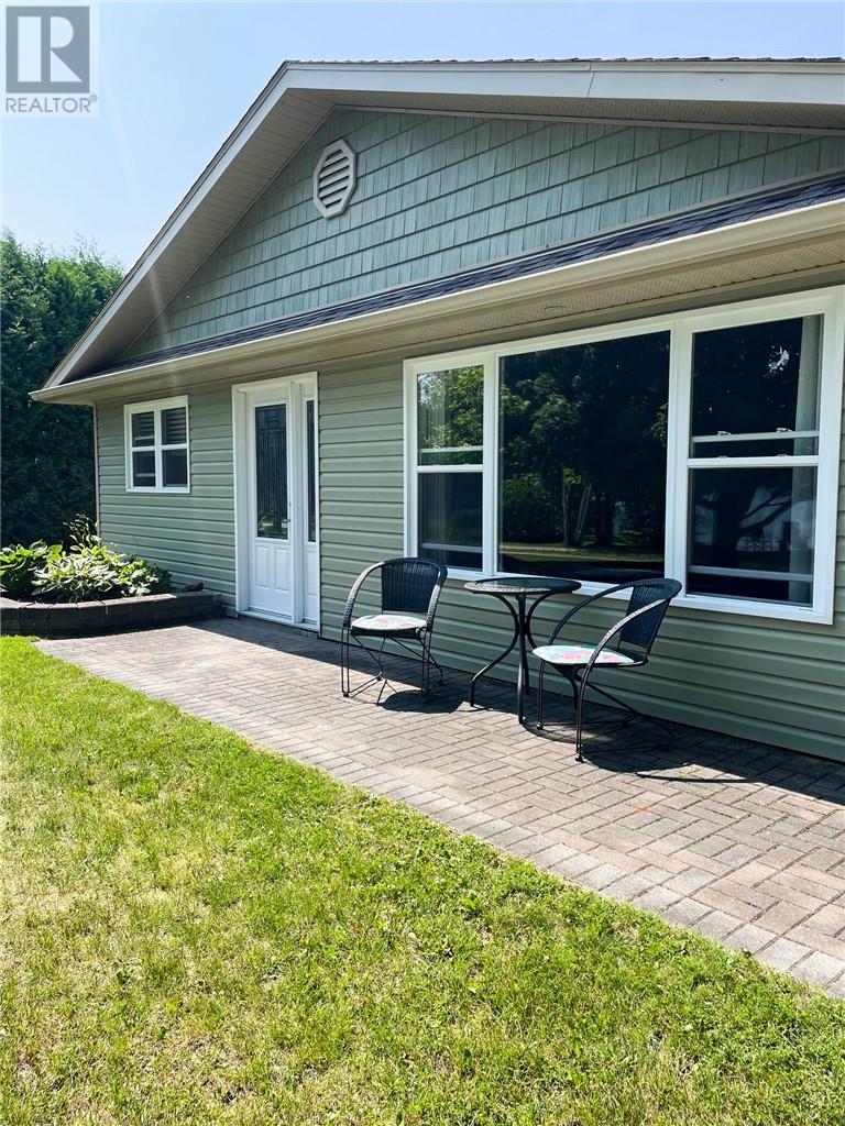 29 Sidney Lane, Mindemoya, ON - Outdoor