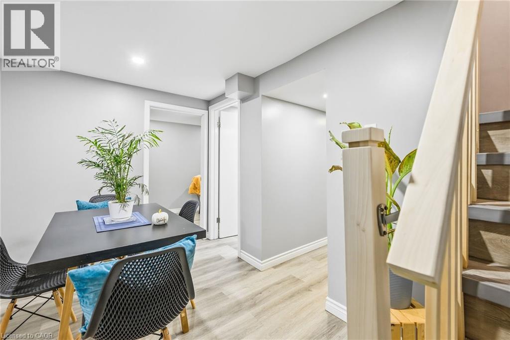 624 Upper Ottawa Street, Hamilton, ON - Indoor