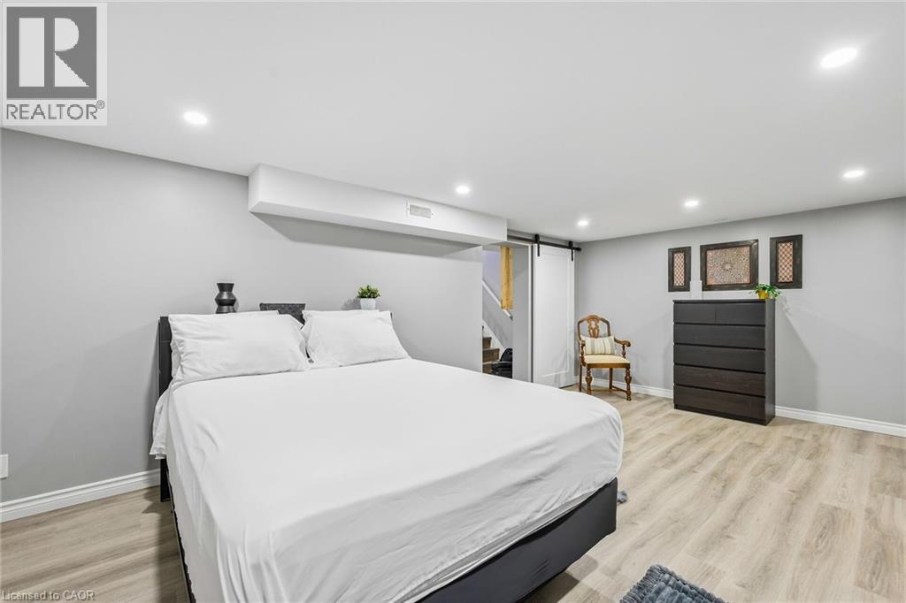 624 Upper Ottawa Street, Hamilton, ON - Indoor Photo Showing Other Room