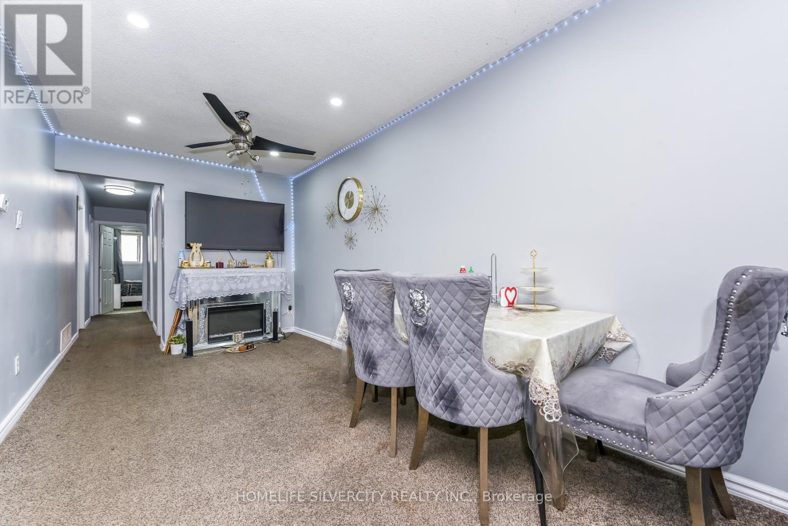 7816 Priory Crescent, Mississauga, ON - Indoor With Fireplace