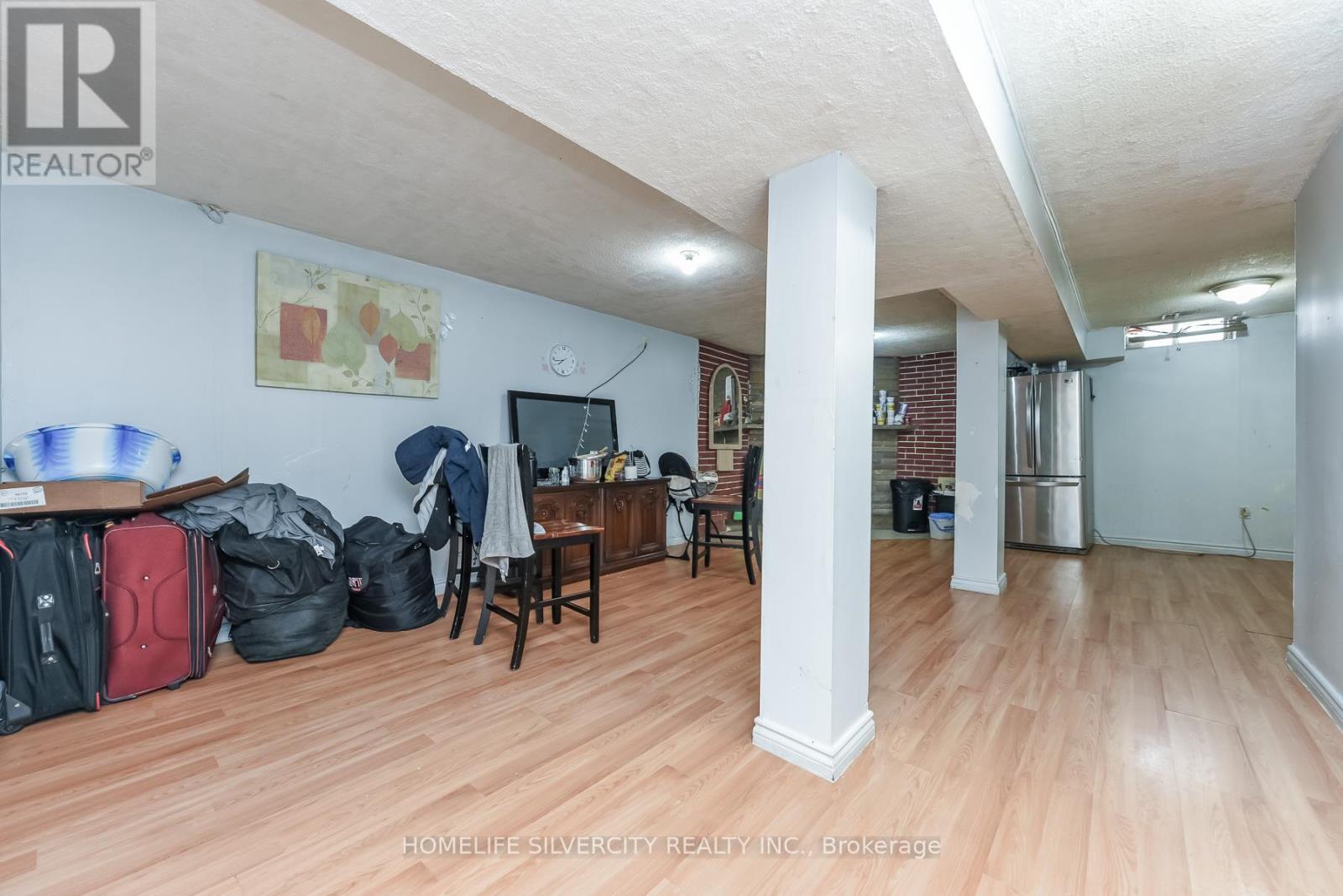 7816 Priory Crescent, Mississauga, ON - Indoor Photo Showing Other Room