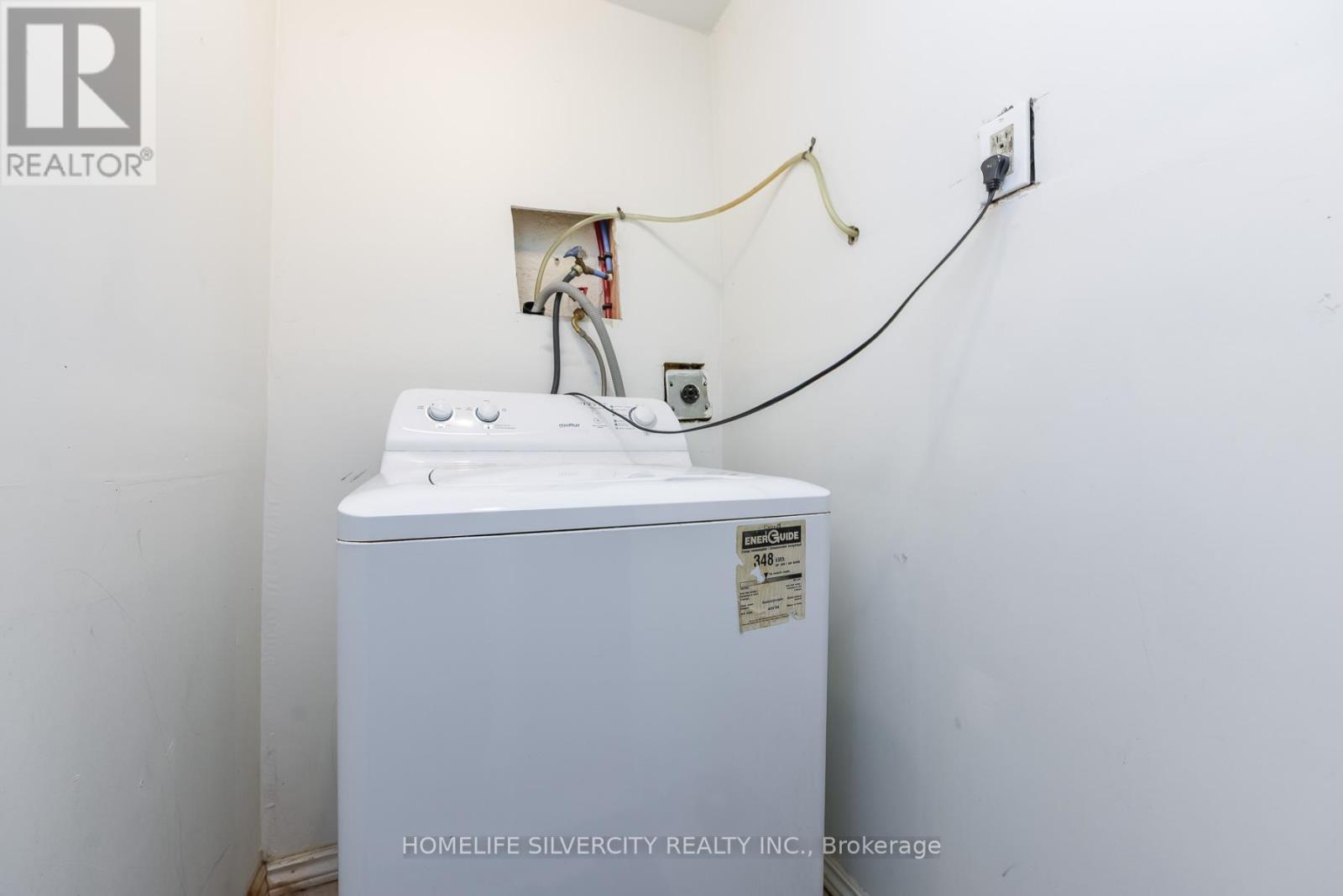 7816 Priory Crescent, Mississauga, ON - Photo Showing Laundry Room