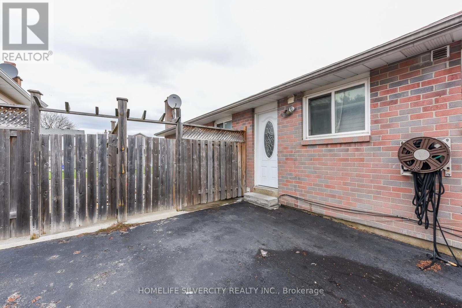 7816 Priory Crescent, Mississauga, ON - Outdoor With Exterior