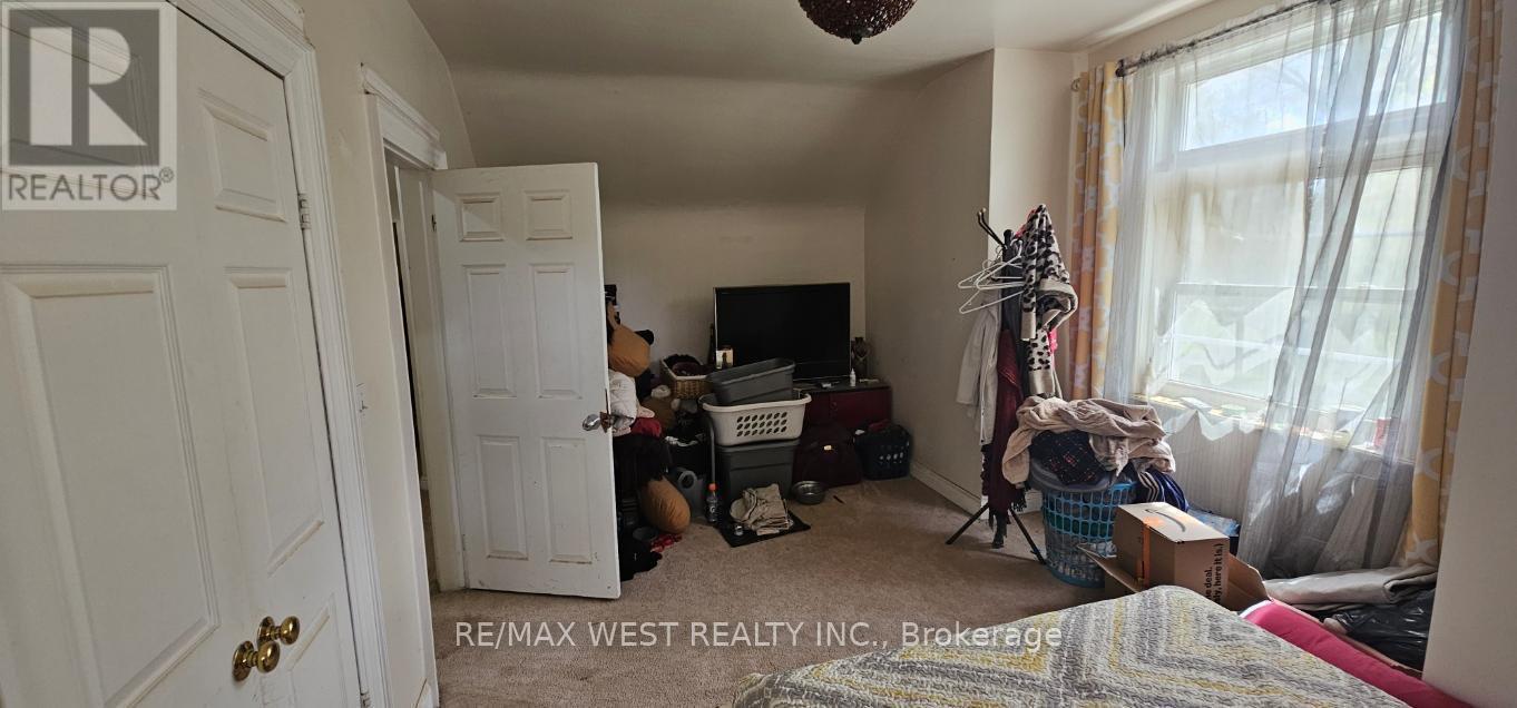6536 5Th Side Road, Essa, ON - Indoor